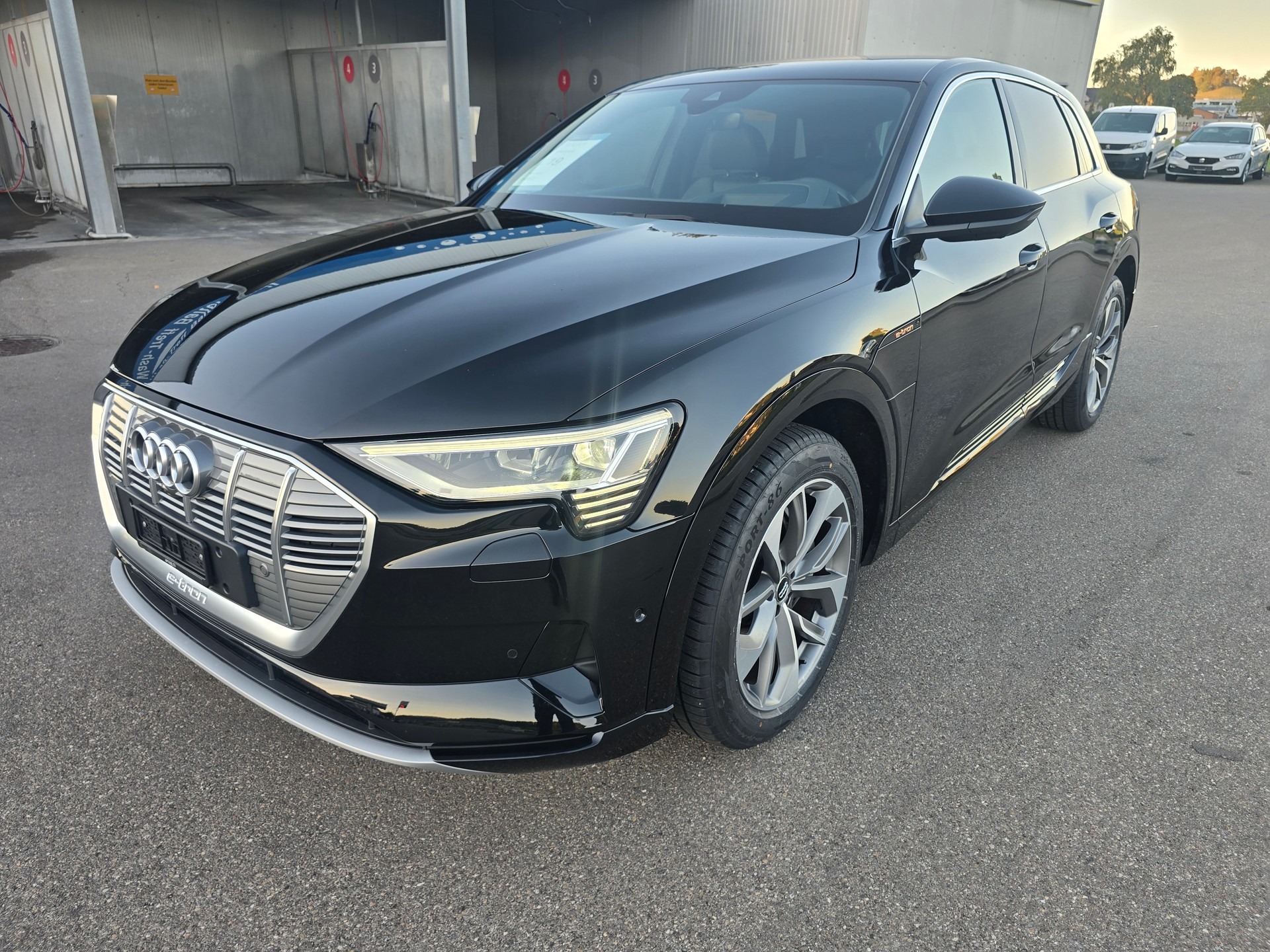 AUDI e-tron 50 Advanced quattro-image-0