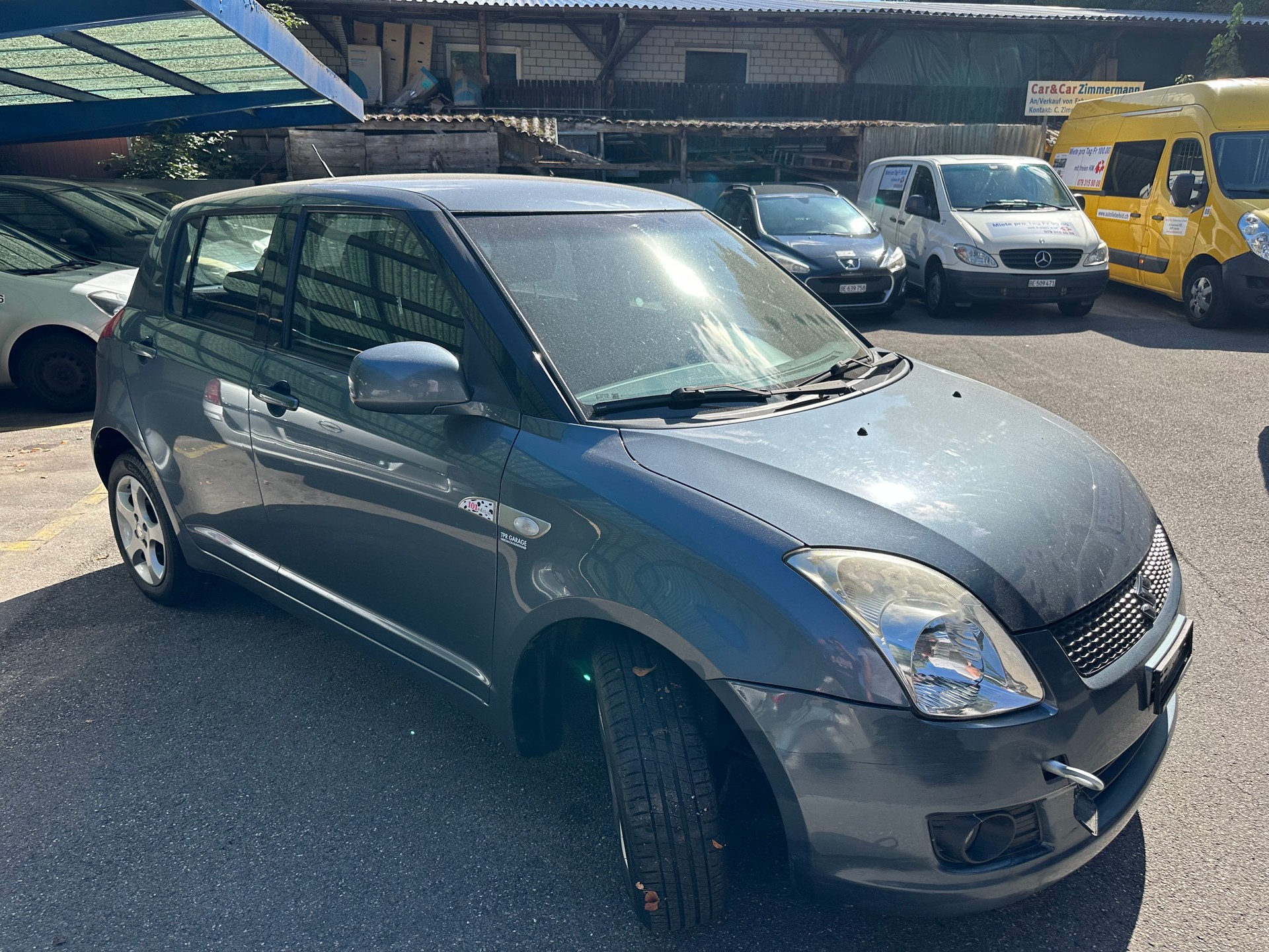 SUZUKI Swift 1.3i 16V GL Top Piz Sulai LE 4x4-image-2
