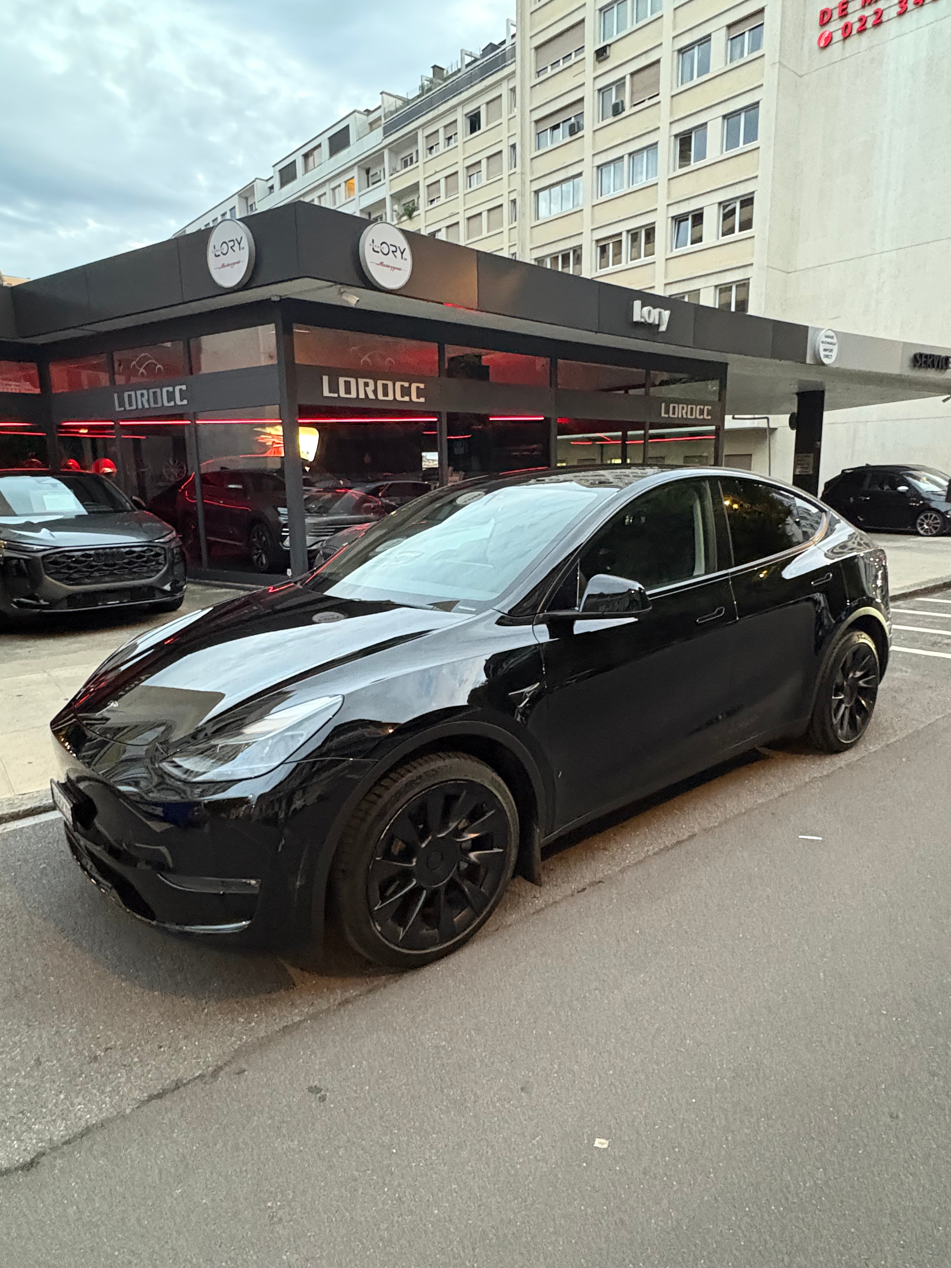 Car photo