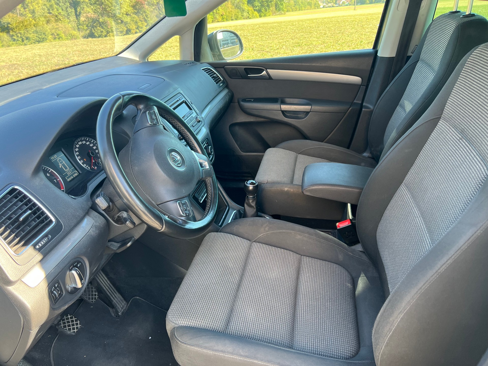 VW Sharan 1.4 TSI BlueMotion Technology Comfortline 7 Sitze-image-4