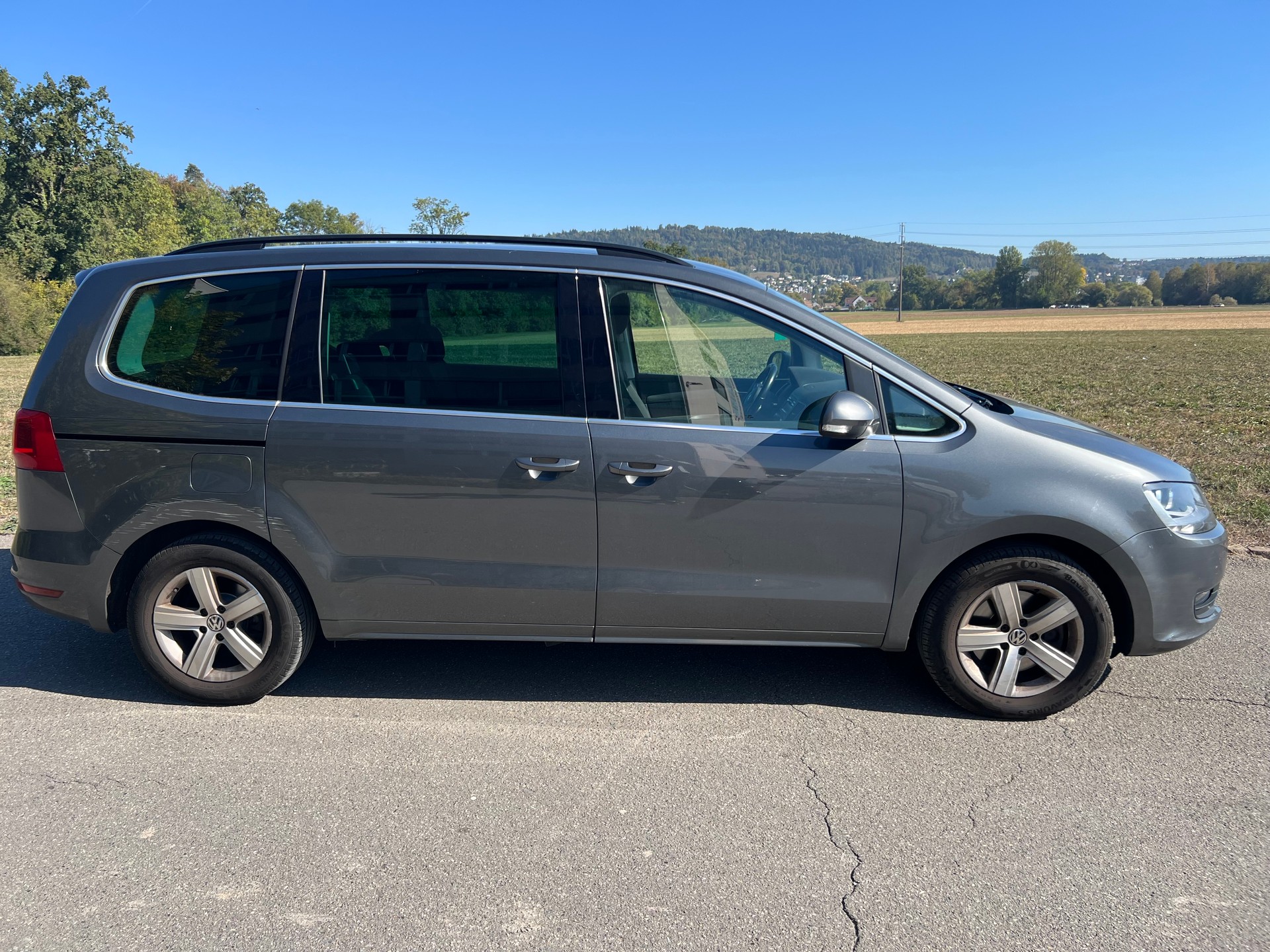 VW Sharan 1.4 TSI BlueMotion Technology Comfortline 7 Sitze-image-1