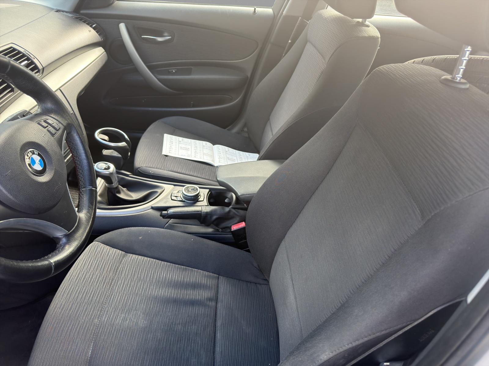 BMW 118i-image-6