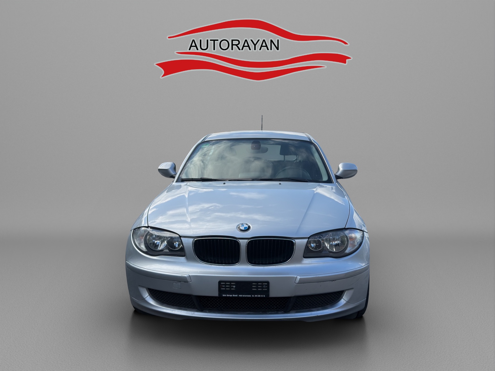 BMW 118i-image-0