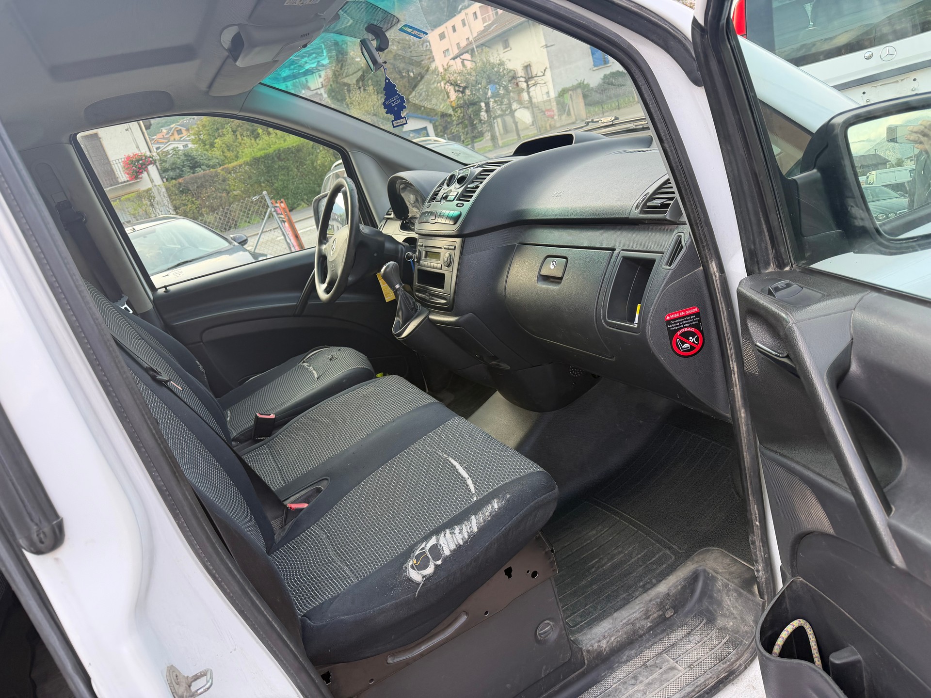 MERCEDES-BENZ Vito 113 CDI Blue Efficiency EL 4Matic A-image-11
