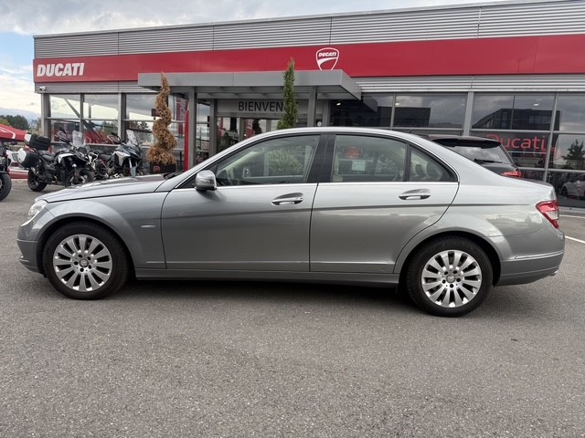 MERCEDES-BENZ C 300 (280) Elégance 4Matic 7G-Tronic-image-2