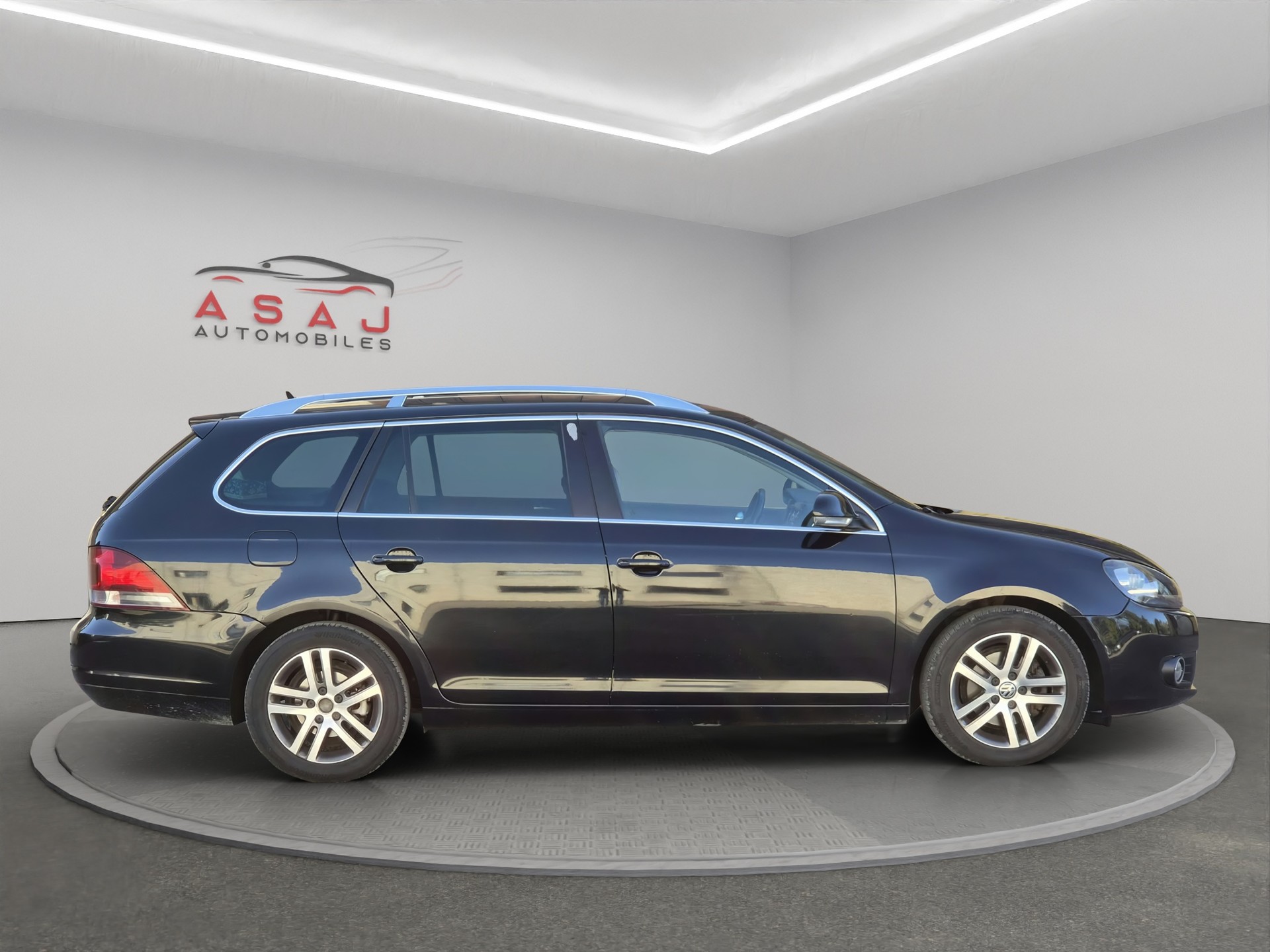 VW Golf Variant 1.4 TSI Comfortline DSG-image-7