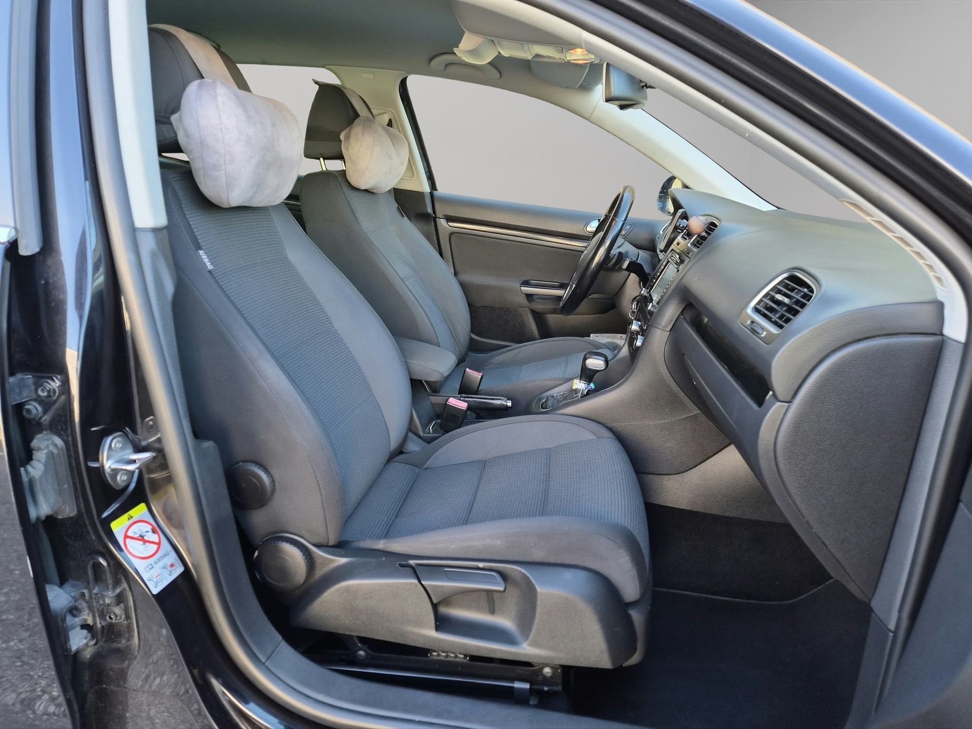VW Golf Variant 1.4 TSI Comfortline DSG-image-12