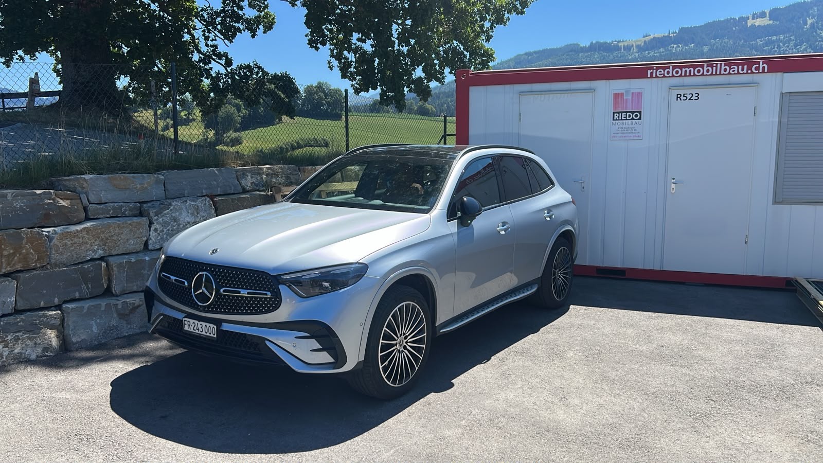 Car photo