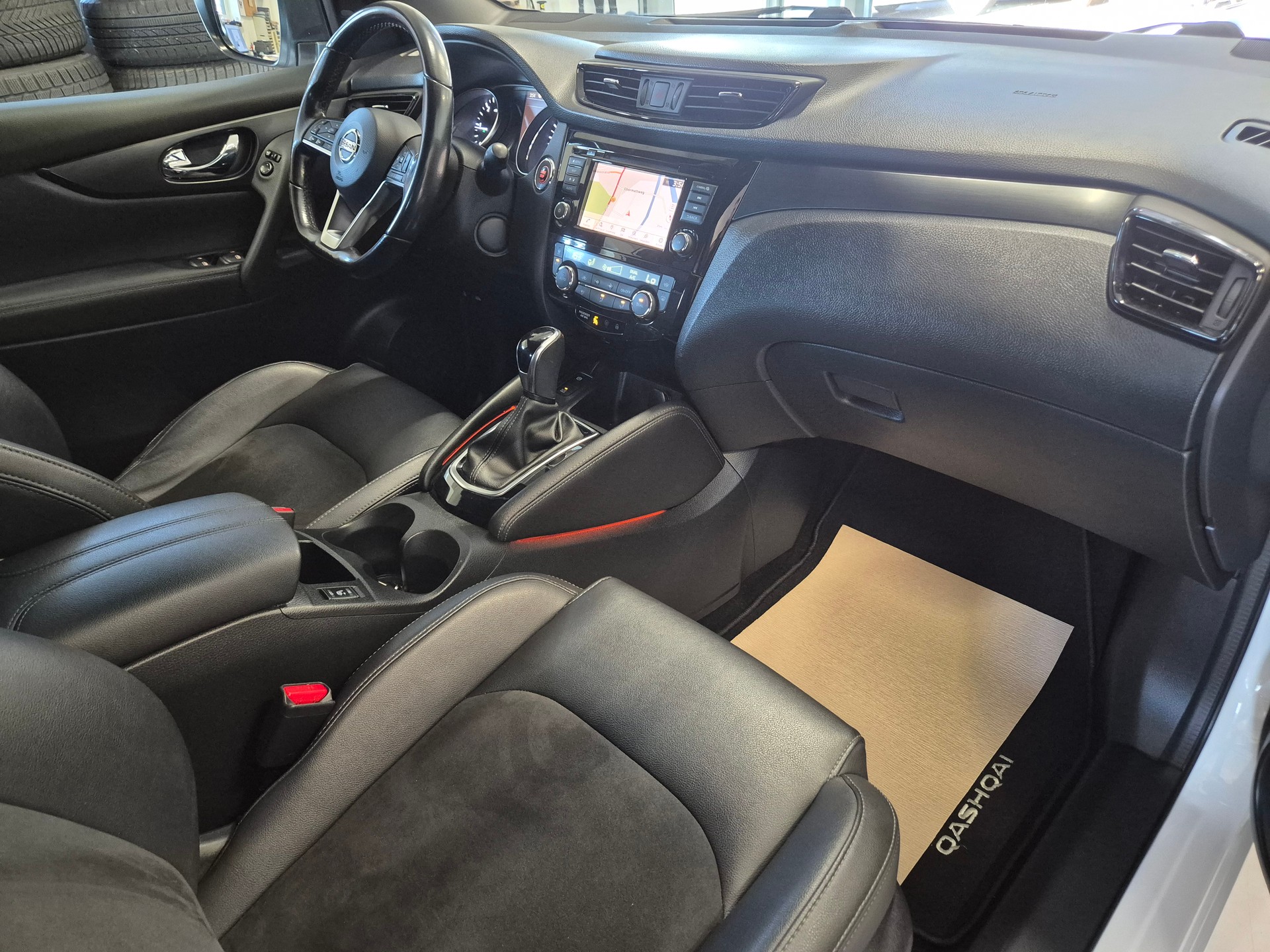NISSAN Qashqai 1.7 dCi tekna Xtronic ALL-MODE 4x4-image-6