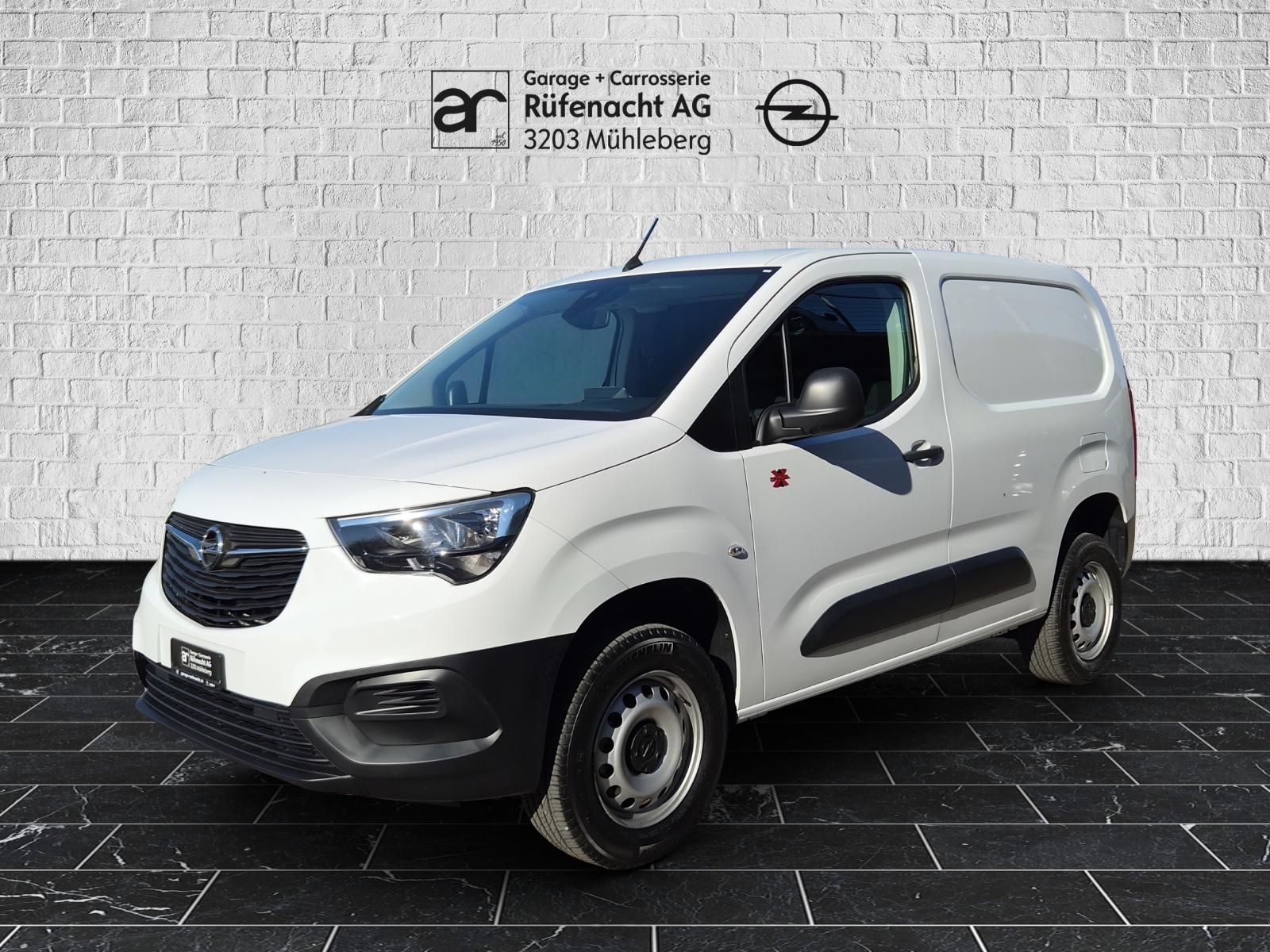 OPEL Combo Cargo 2.4 t 1.5 D S/S 4x4-image-0