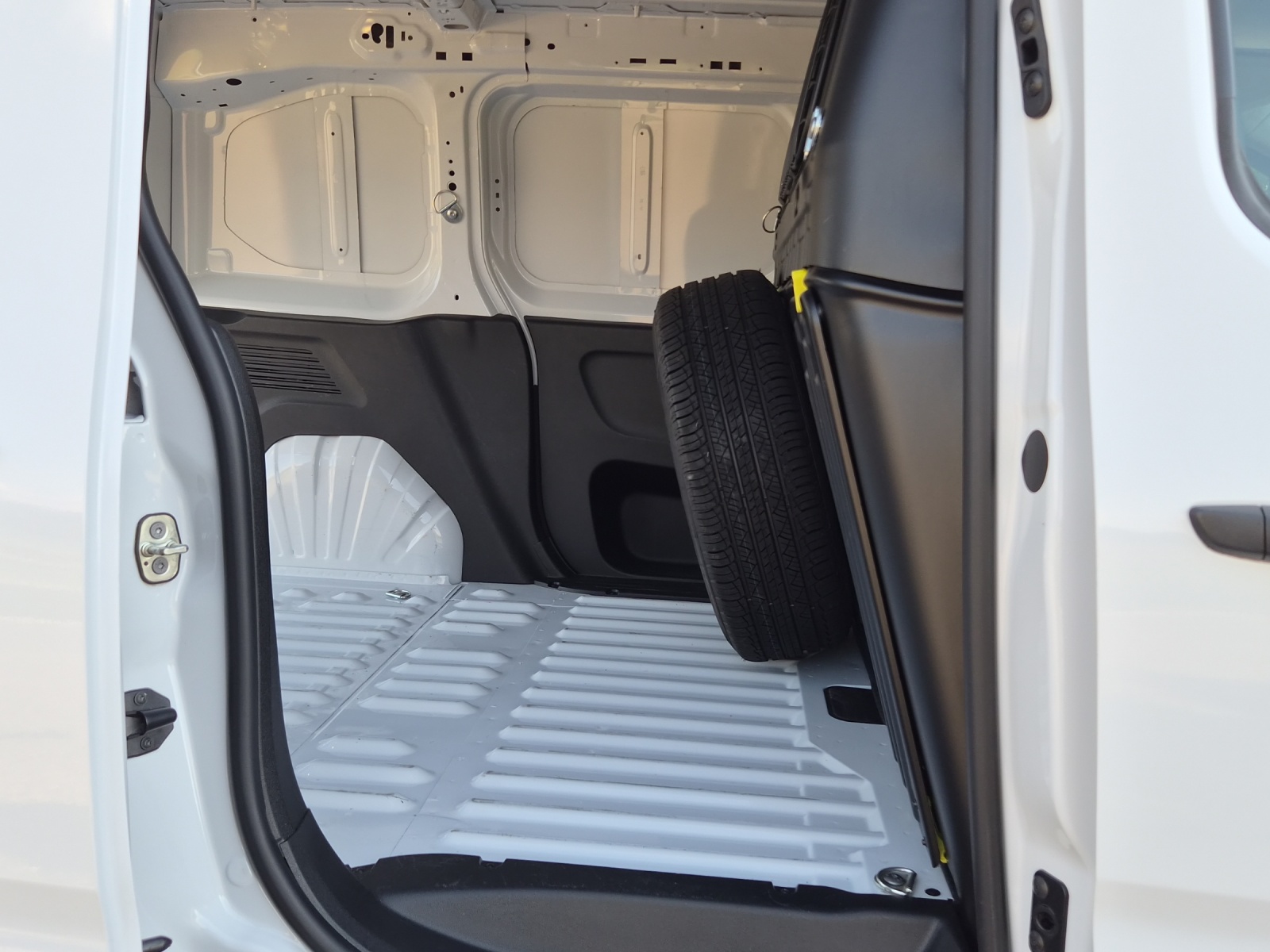 OPEL Combo Cargo 2.4 t 1.5 D S/S 4x4-image-9