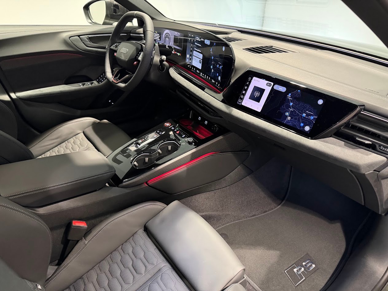 AUDI RS 5 Avant TFSI 470 kW Tiptronic quattro-image-10