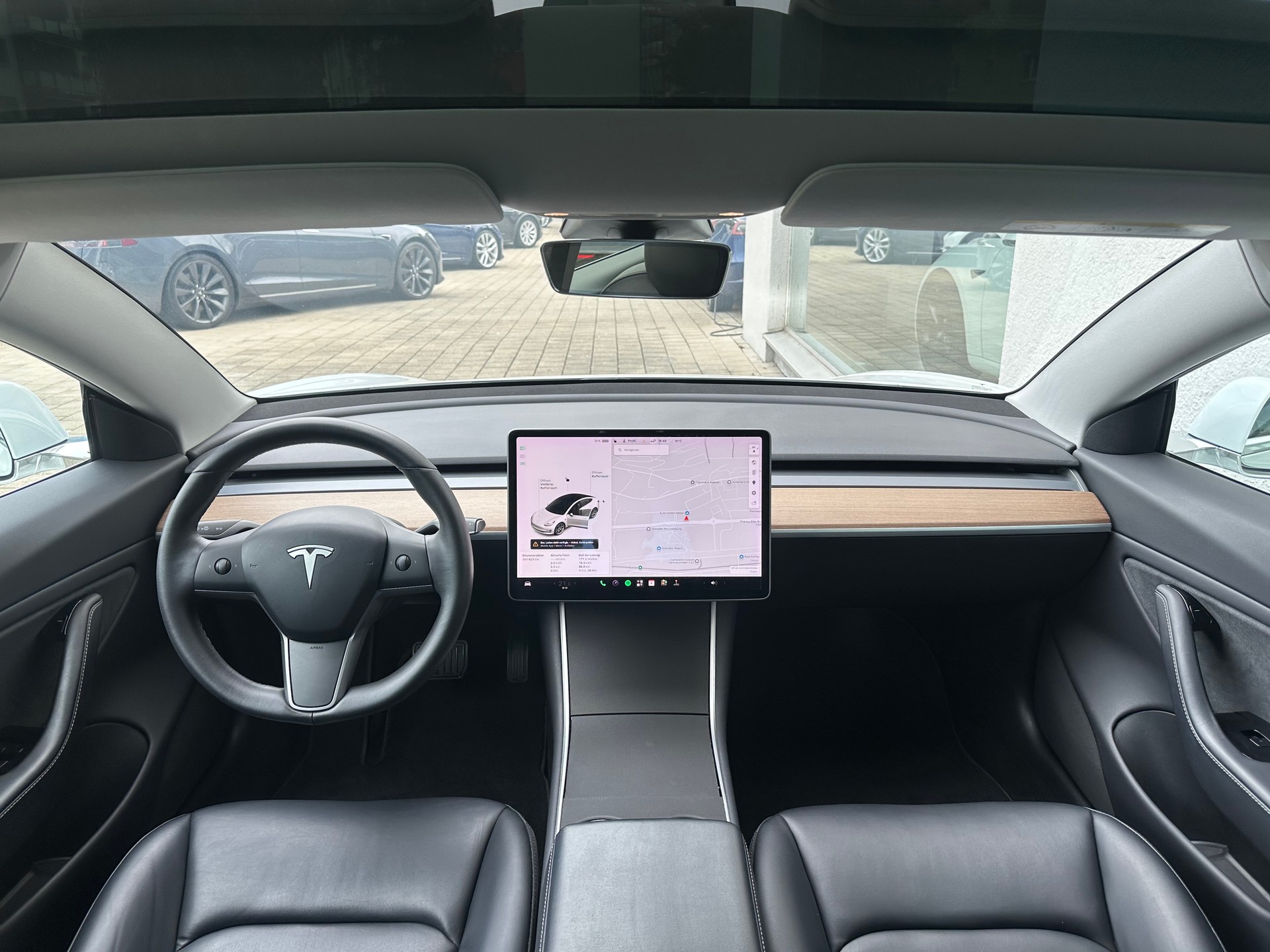 TESLA Model 3 Long Range Dual Motor AWD-image-8