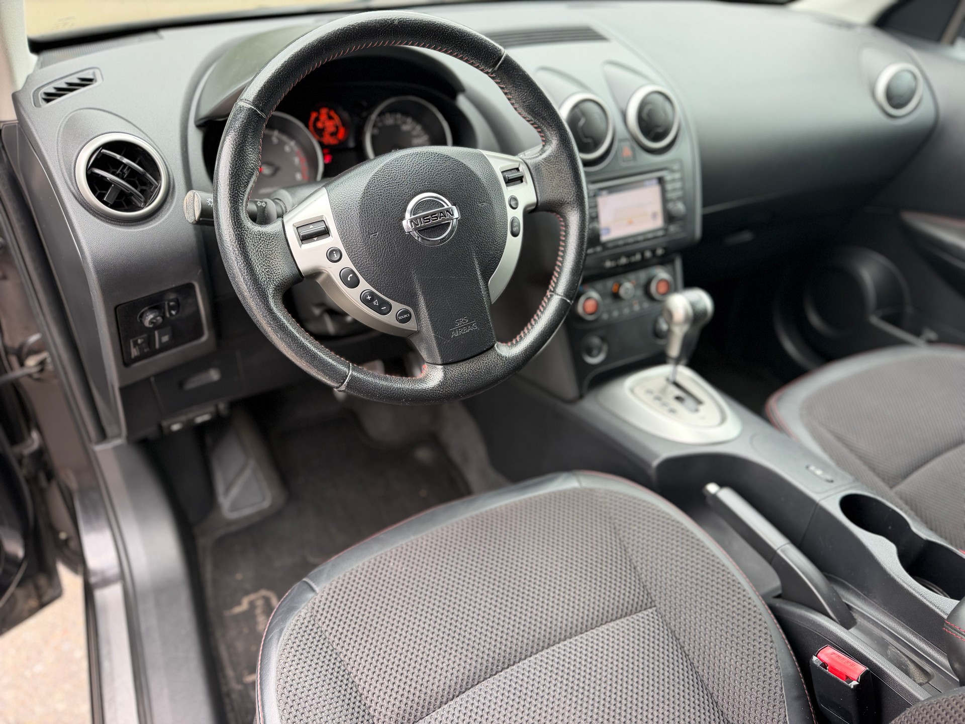 NISSAN Qashqai 2.0 i-Way XTronic CVT-image-14