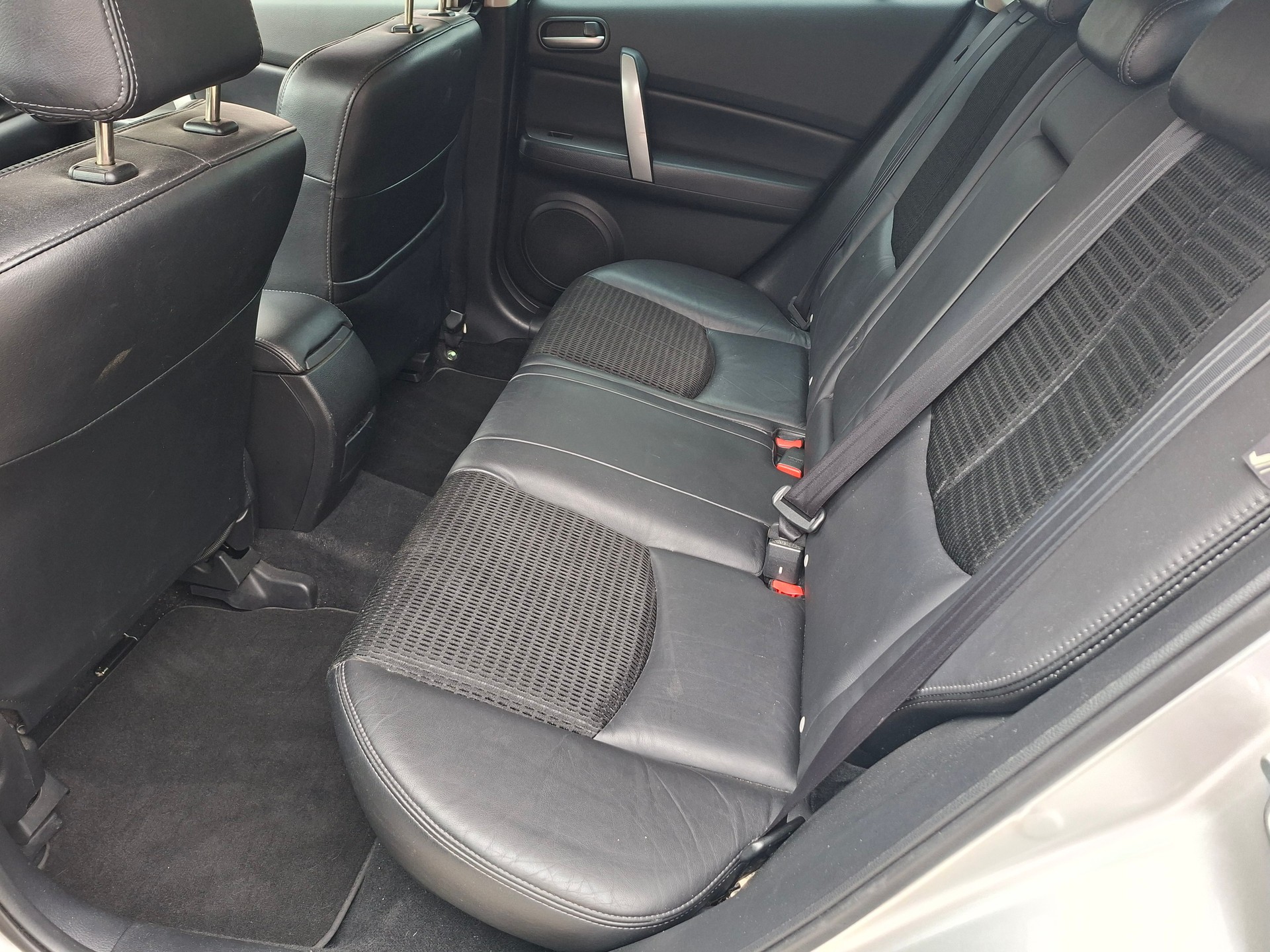 MAZDA 6 2.5-image-9