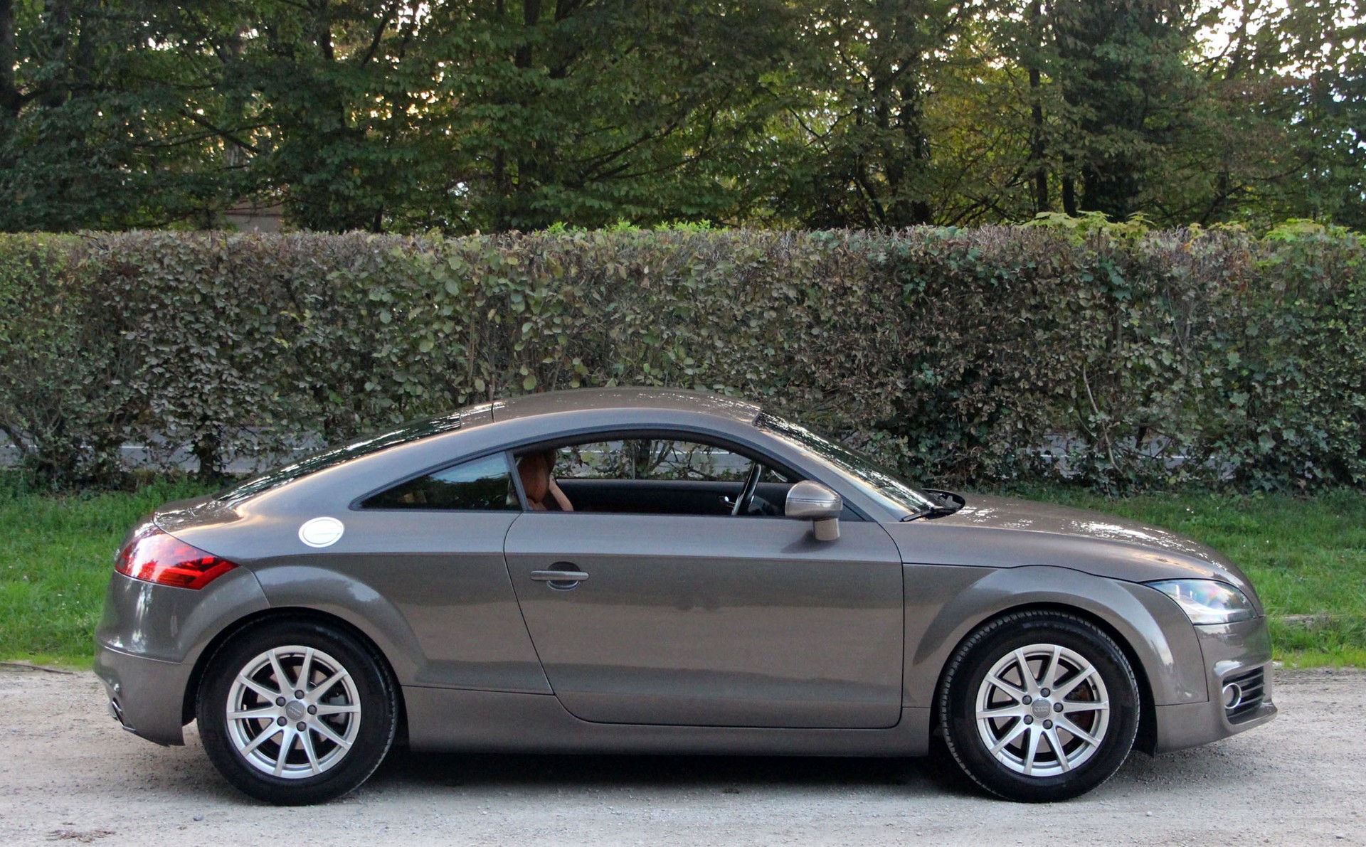 AUDI TT Coupé 2.0 TFSI quattro S-tronic-image-19