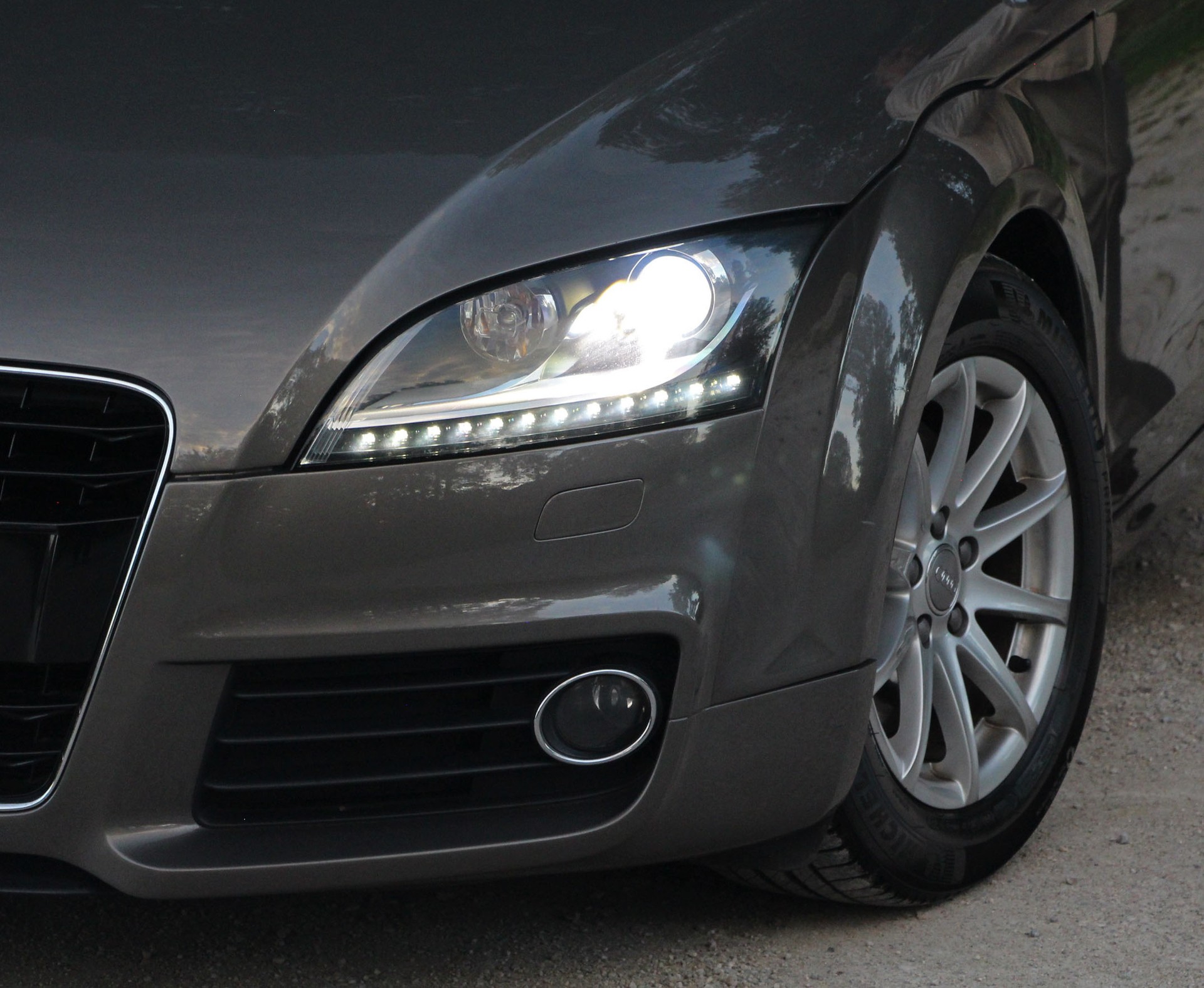 AUDI TT Coupé 2.0 TFSI quattro S-tronic-image-24