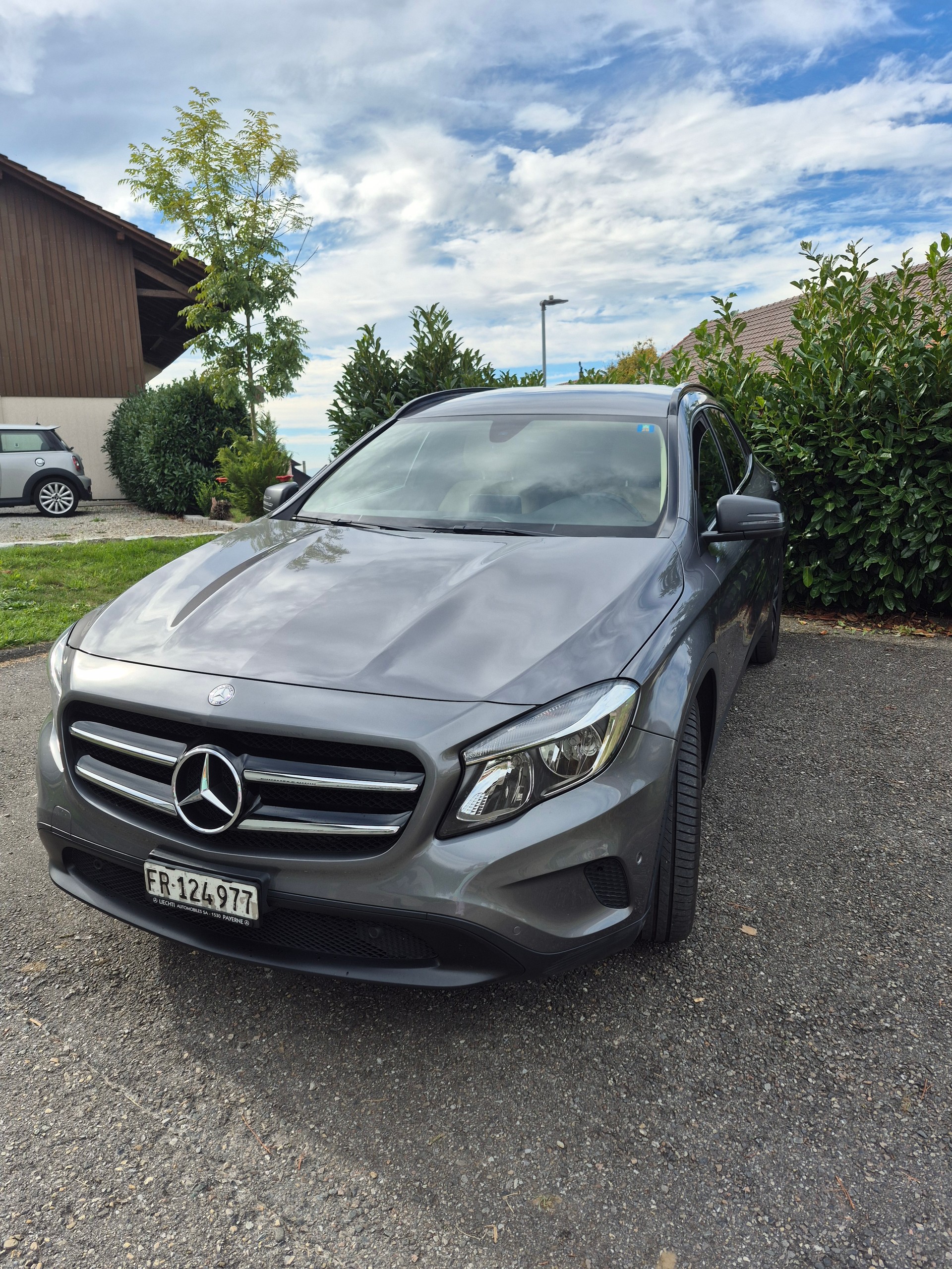MERCEDES-BENZ GLA 250-image-0