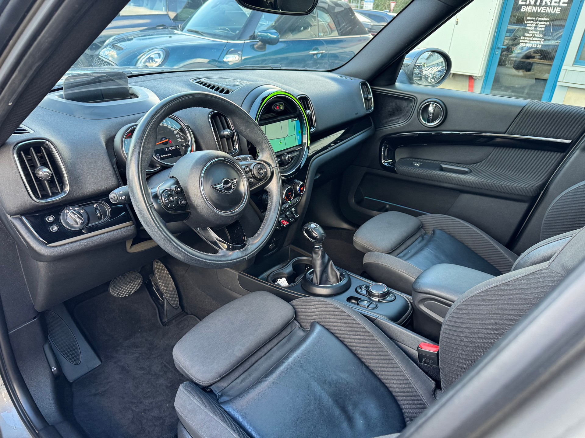 MINI Countryman Cooper ALL4 Steptronic-image-17