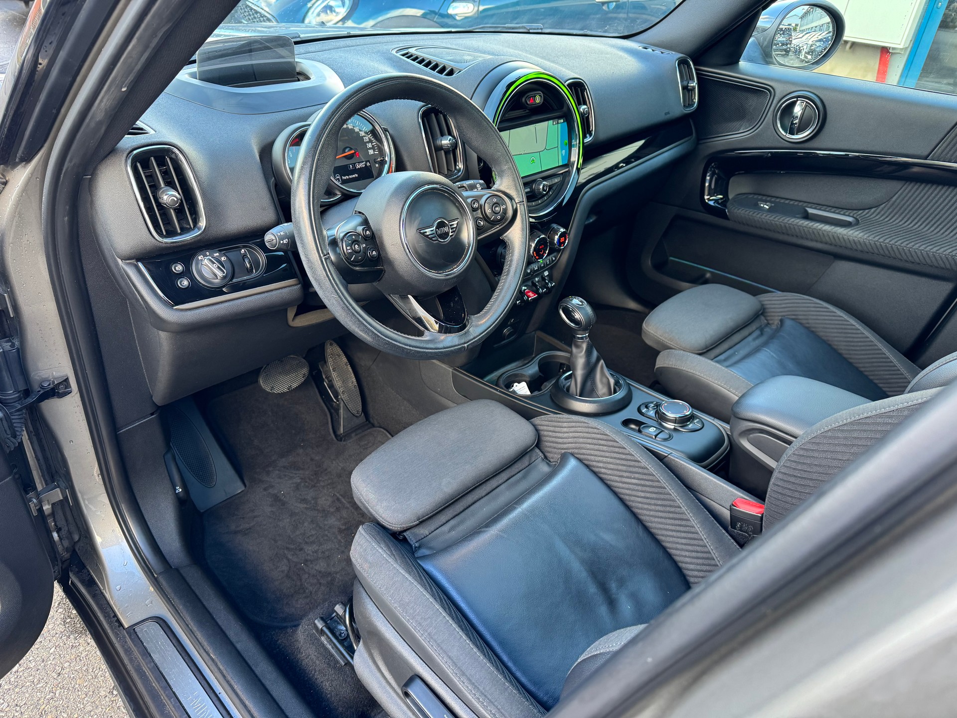 MINI Countryman Cooper ALL4 Steptronic-image-16
