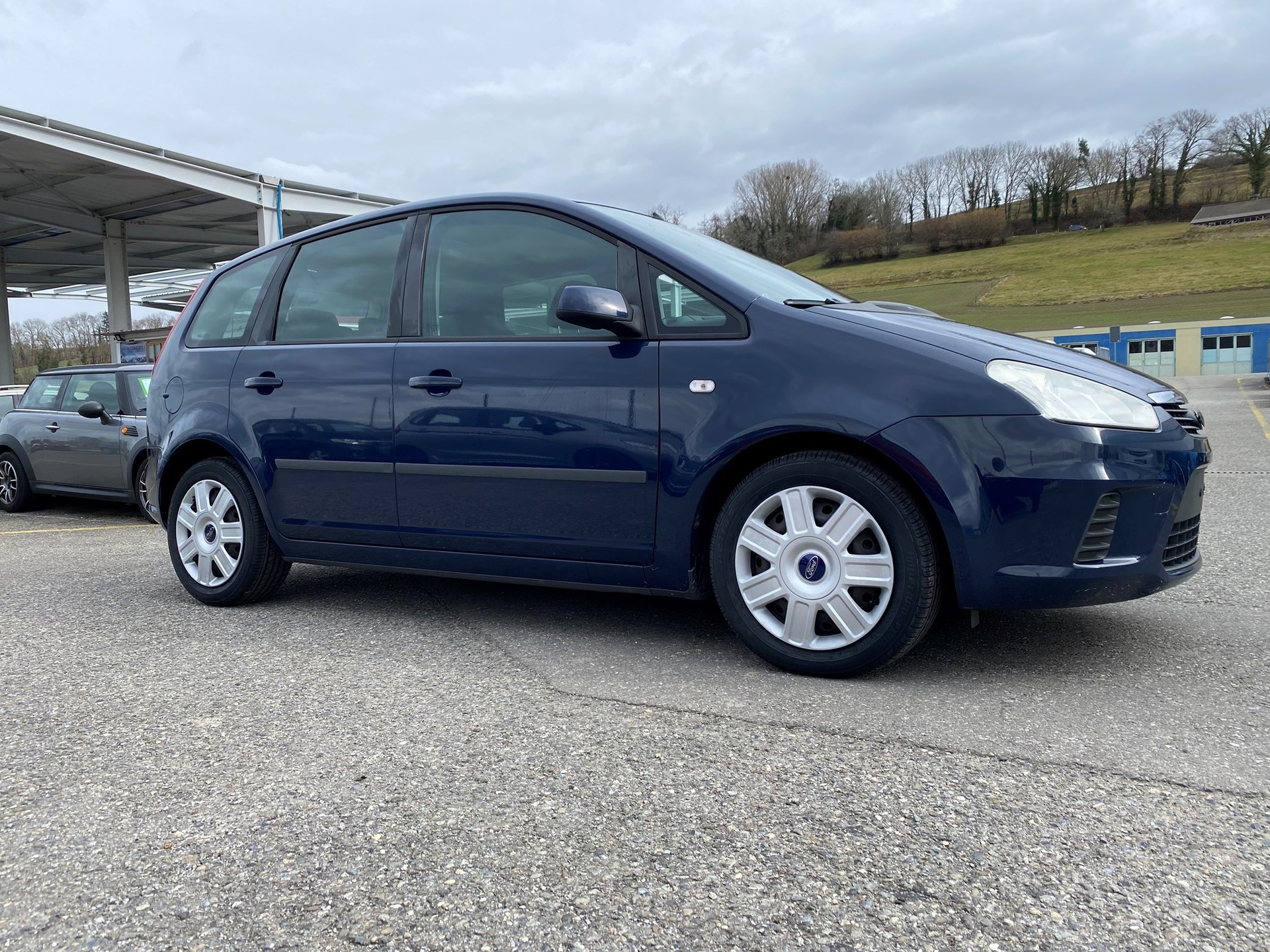 FORD C-Max 1.8 16V Carving-showroom-element-2