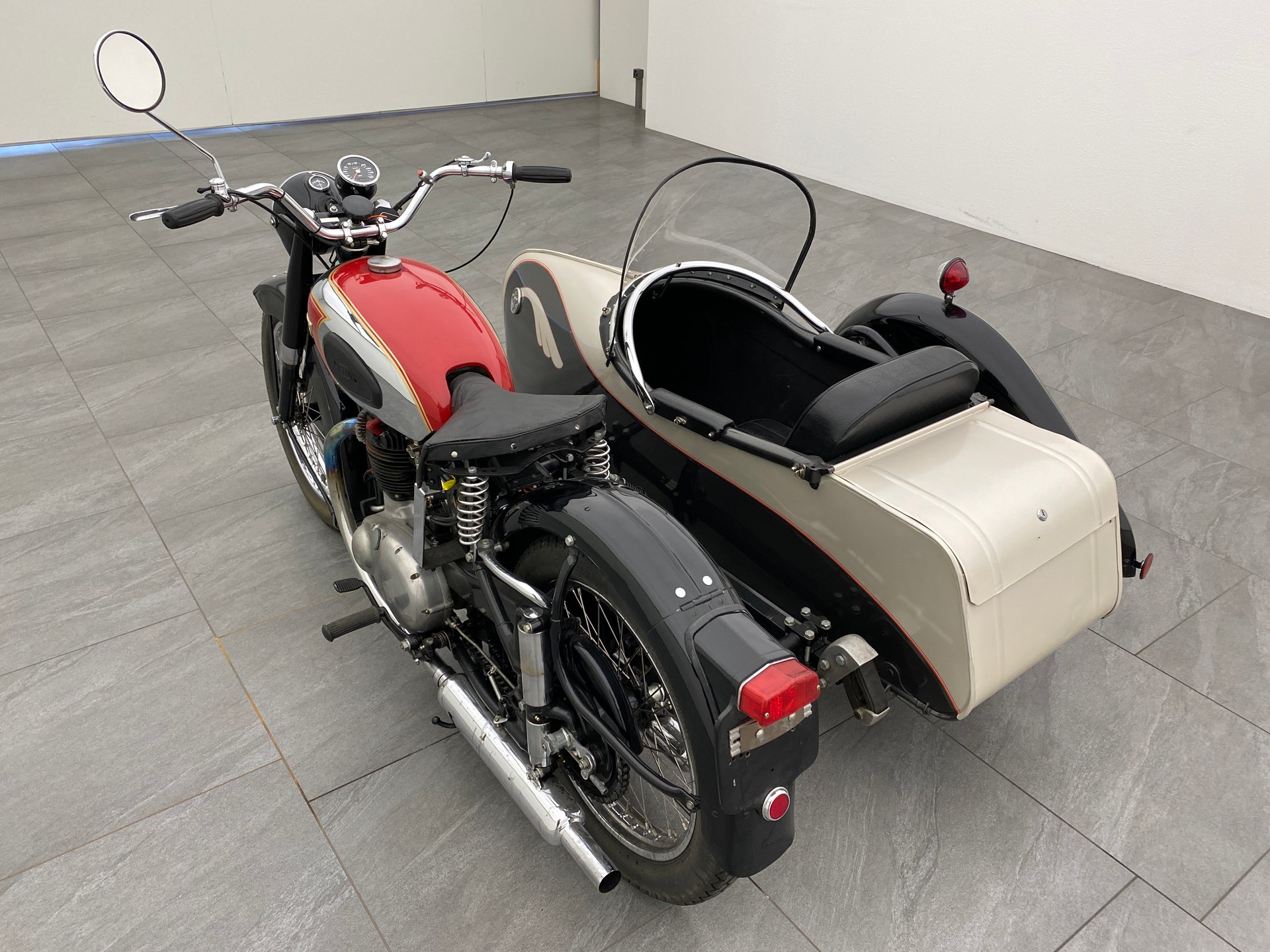 BSA A7S Star Twin-image-6