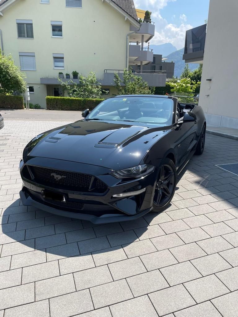 FORD Mustang Convertible 5.0 V8 GT-image-2