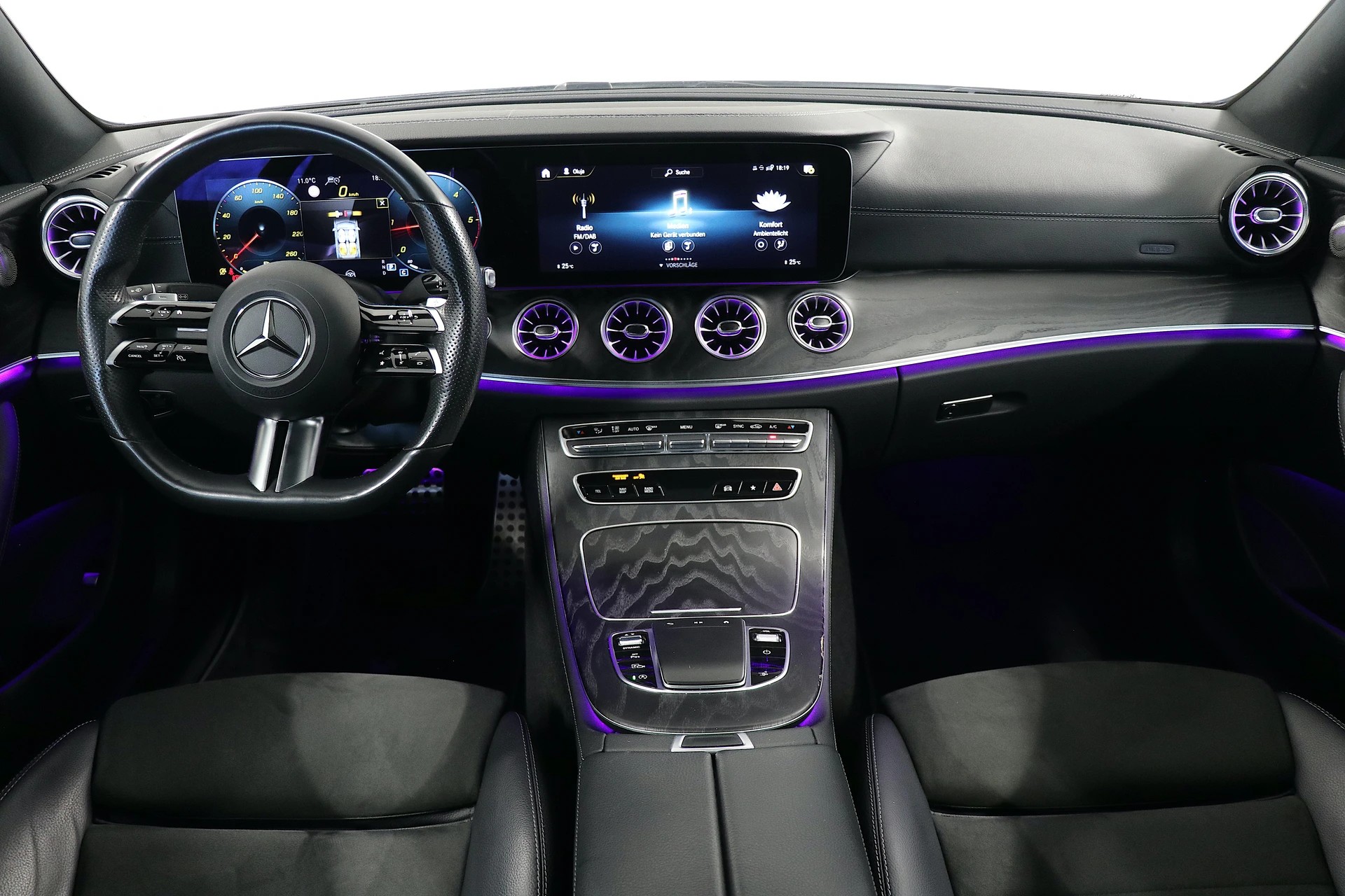 MERCEDES-BENZ E 220 d Coupé AMG Line *DIAMANTWEISS* 9G-Tronic-image-8