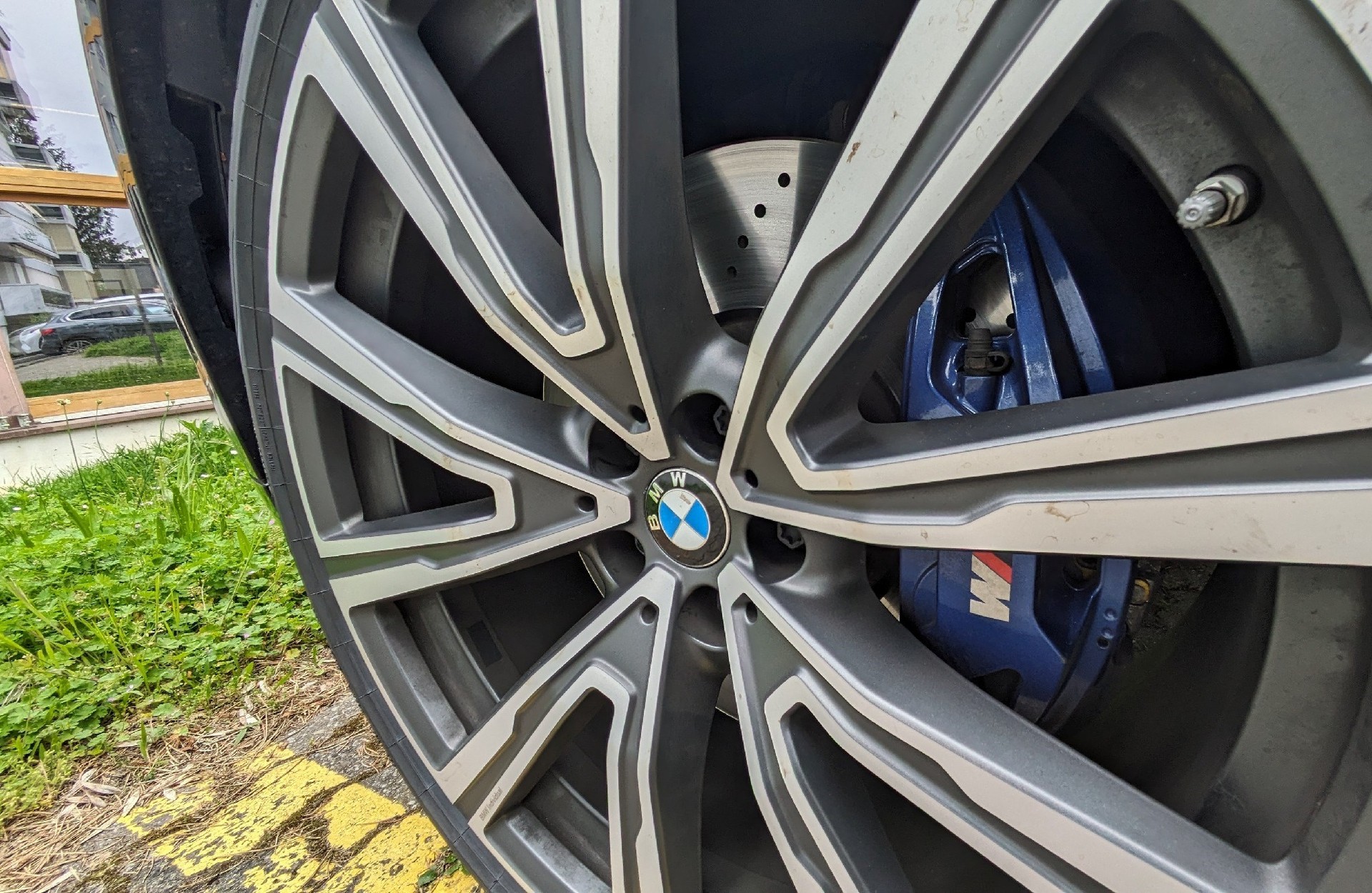 BMW X5 xDrive M50d Steptronic-image-2