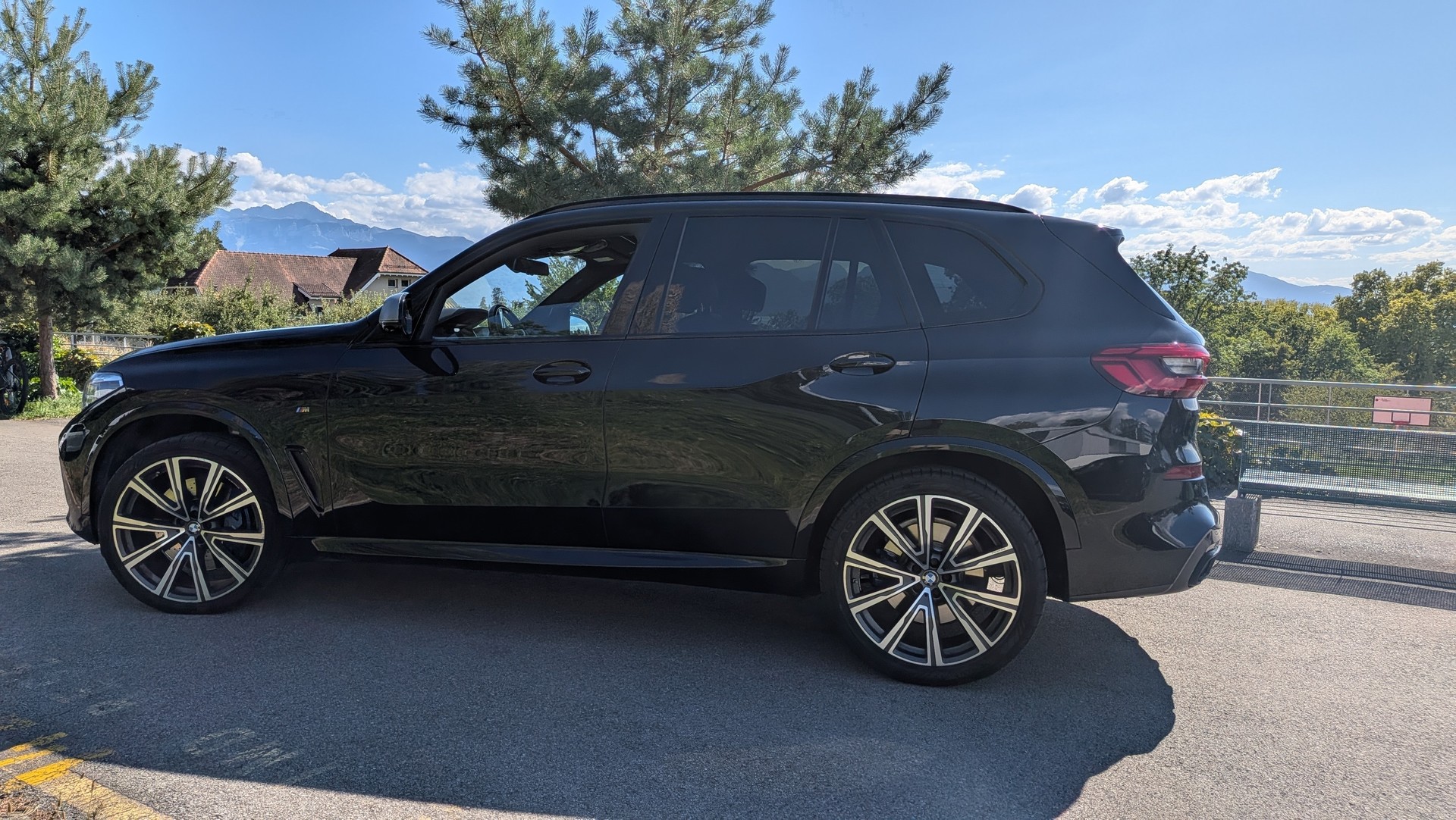 BMW X5 xDrive M50d Steptronic-image-0