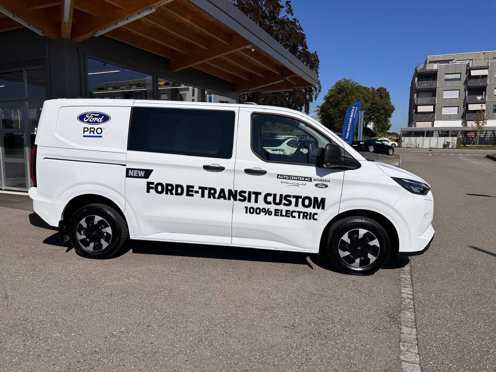 FORD E-Transit Custom Van 320 L1 65 kWh Trend-image-1