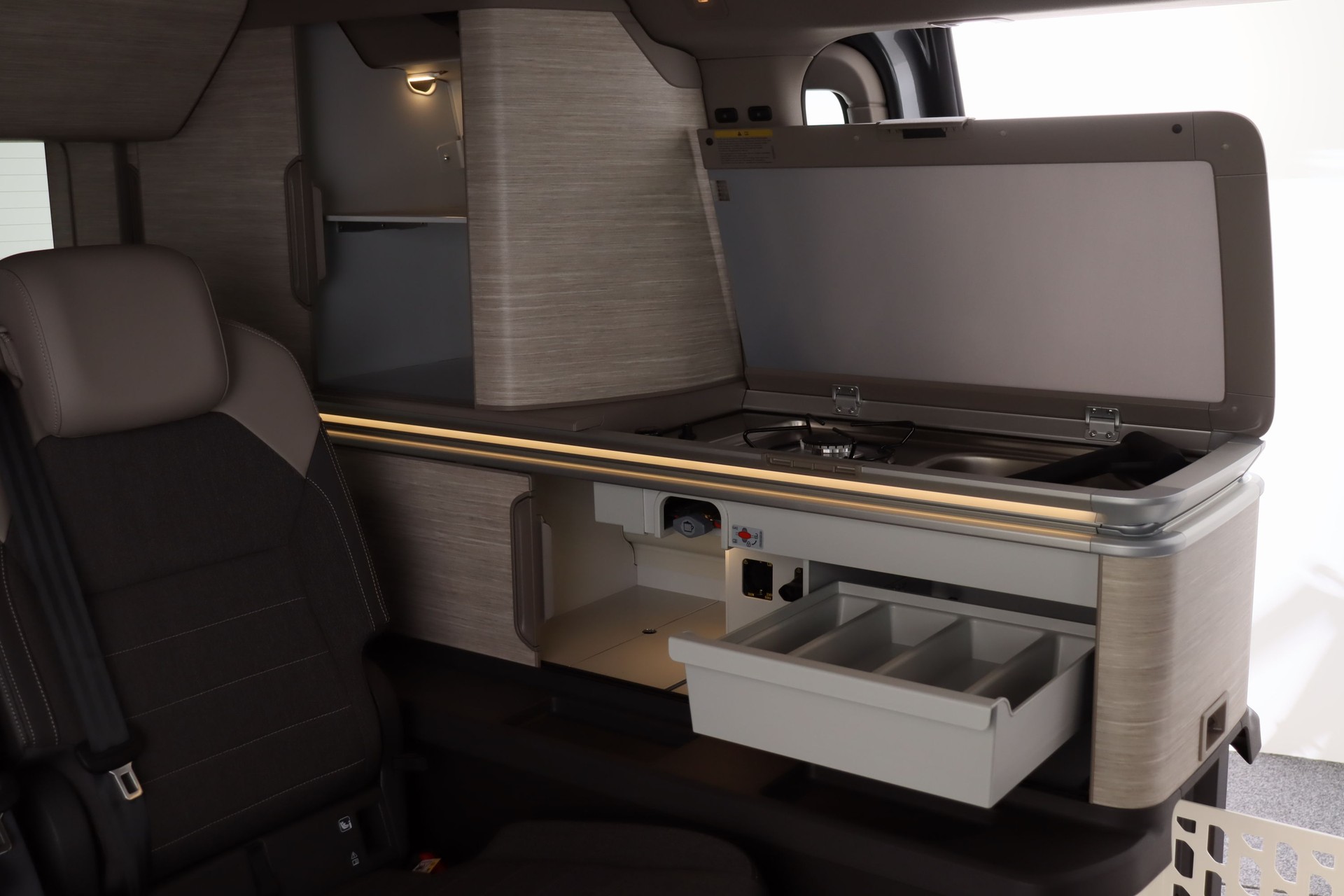 VW California 2.0 TDI Ocean-image-9