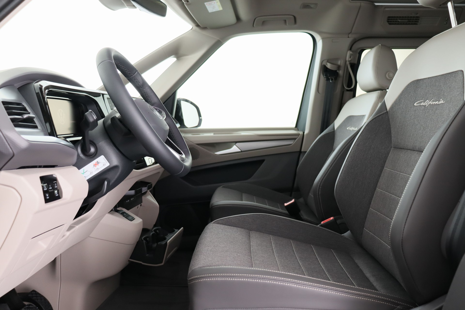 VW California 2.0 TDI Ocean-image-4