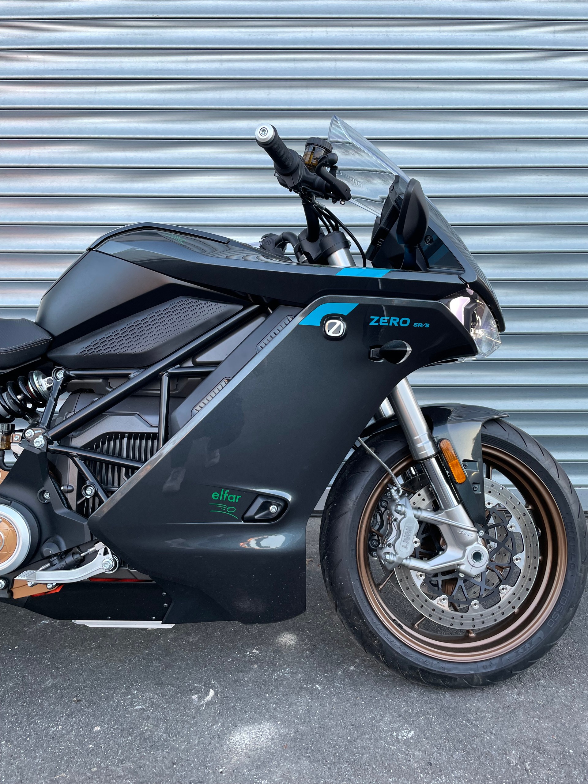 ZERO SRS ZF 17.3-showroom-element-3