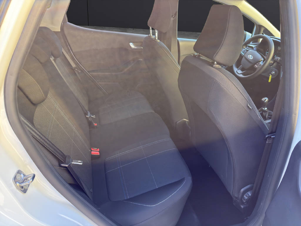 FORD Fiesta 1.0 EcoB Cool & Connect-image-14