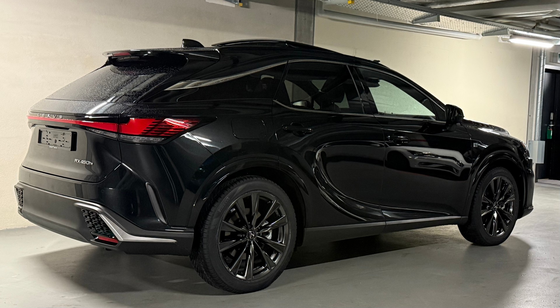 LEXUS RX 450h+ F Line AWD CVT-image-6