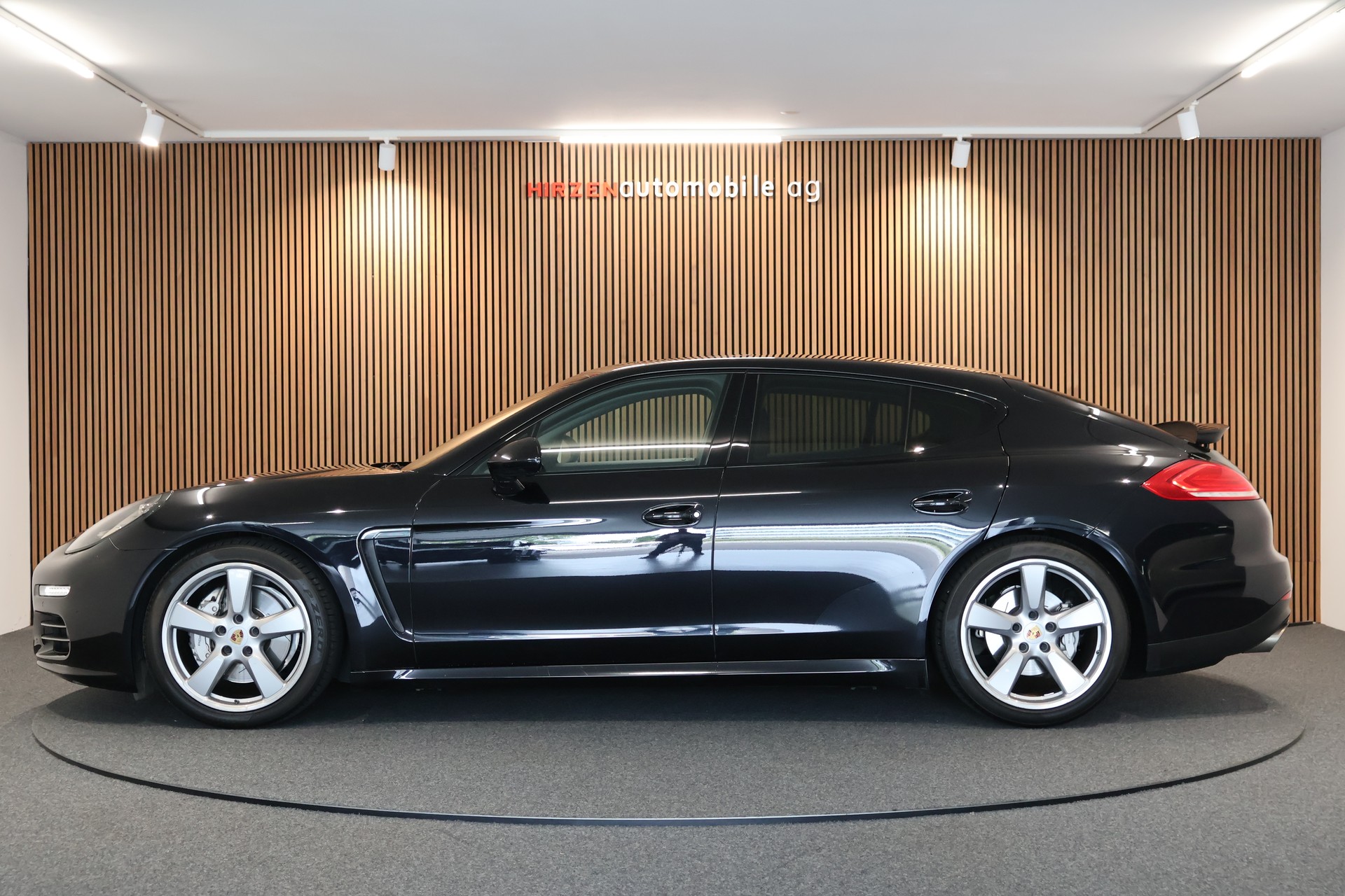 PORSCHE Panamera 4S 3.0 PDK-image-1