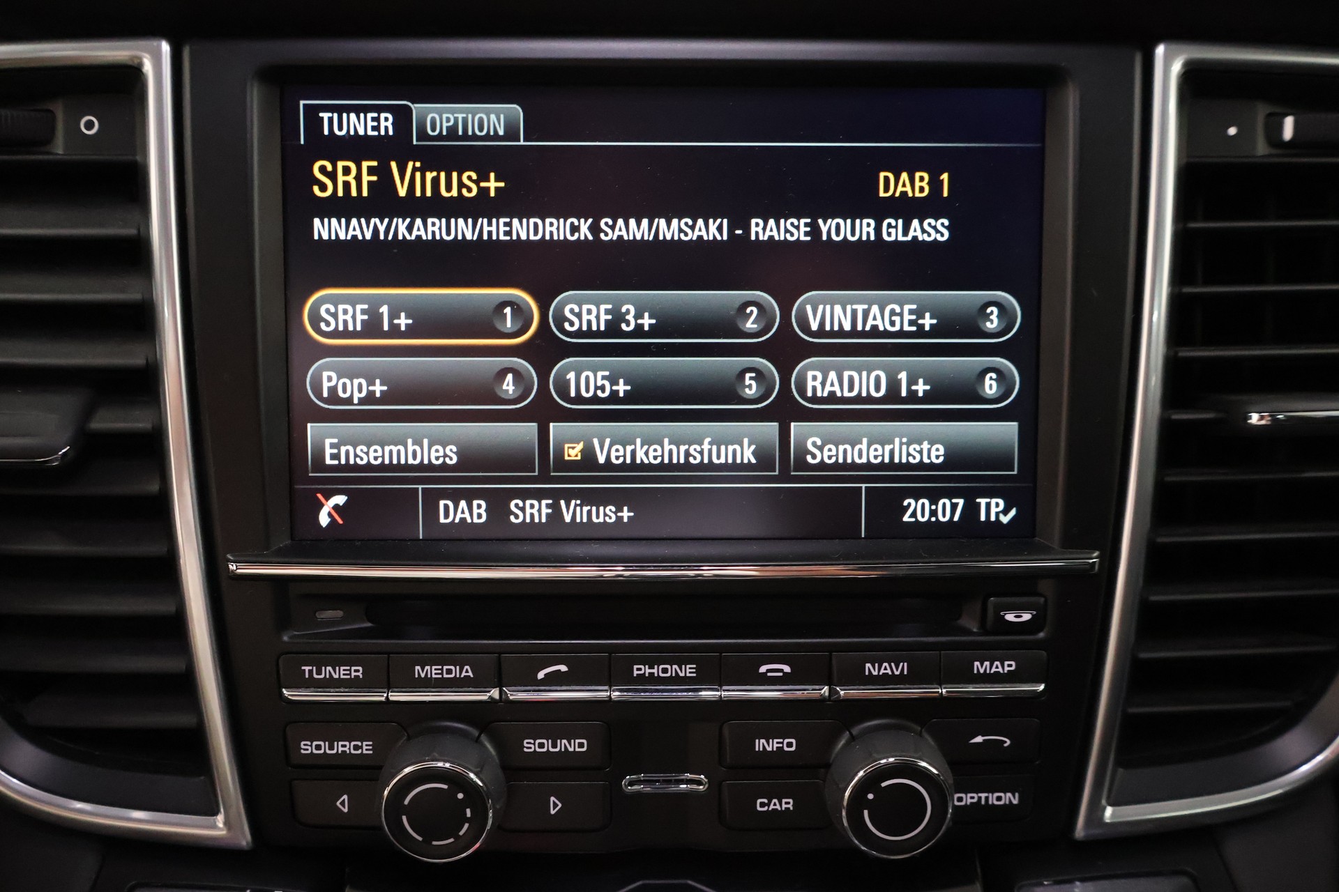 PORSCHE Panamera 4S 3.0 PDK-image-26