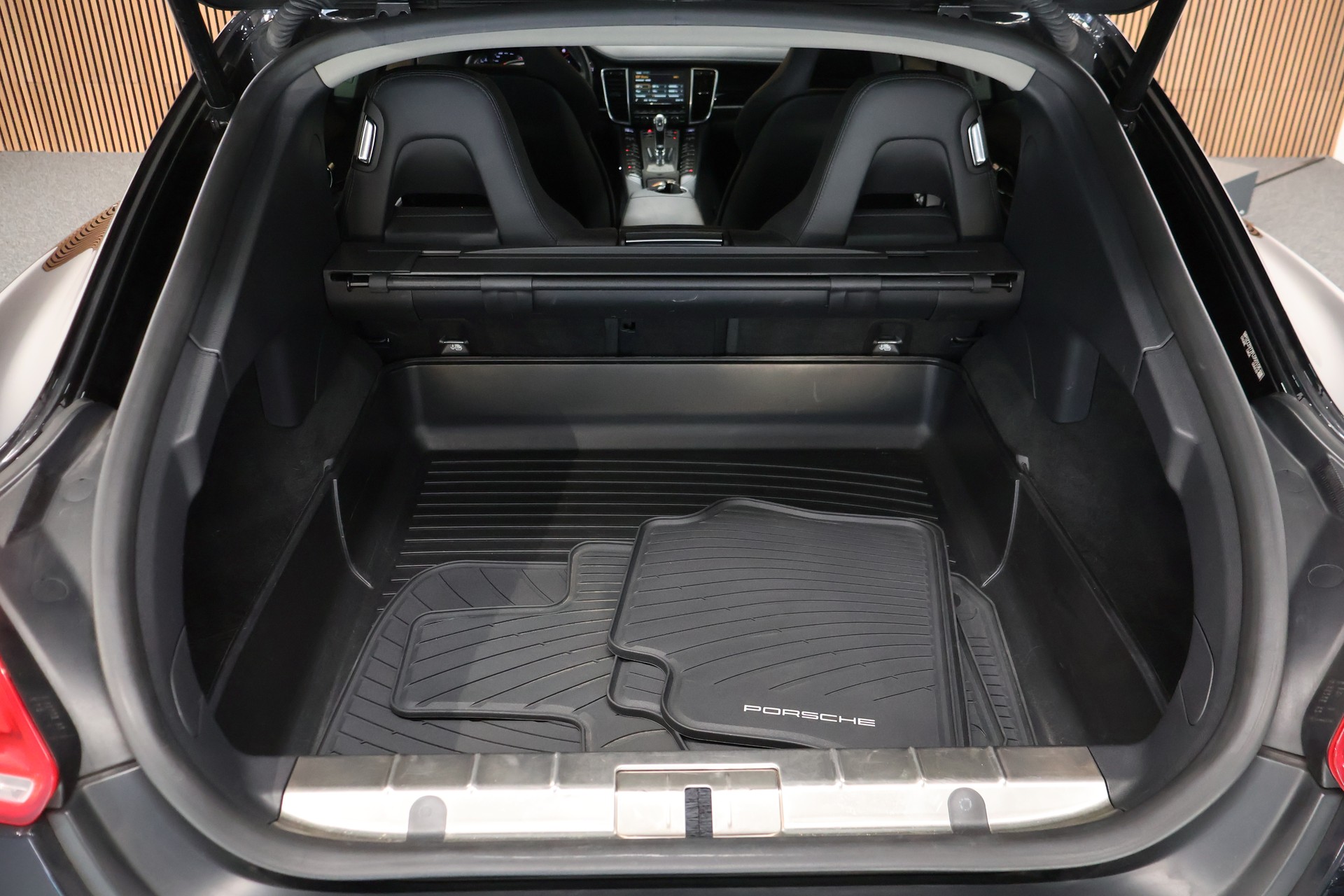 PORSCHE Panamera 4S 3.0 PDK-image-12