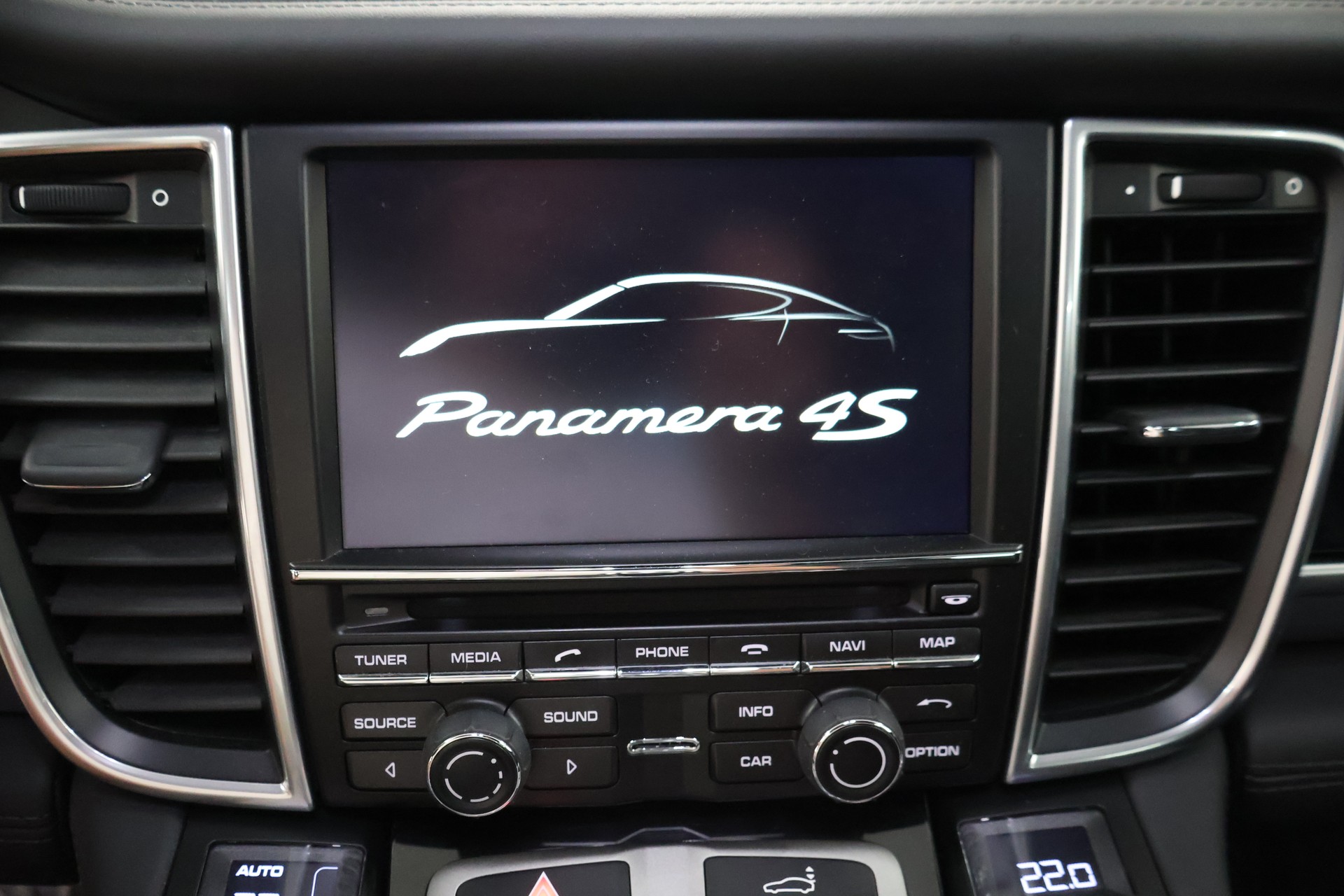 PORSCHE Panamera 4S 3.0 PDK-image-25