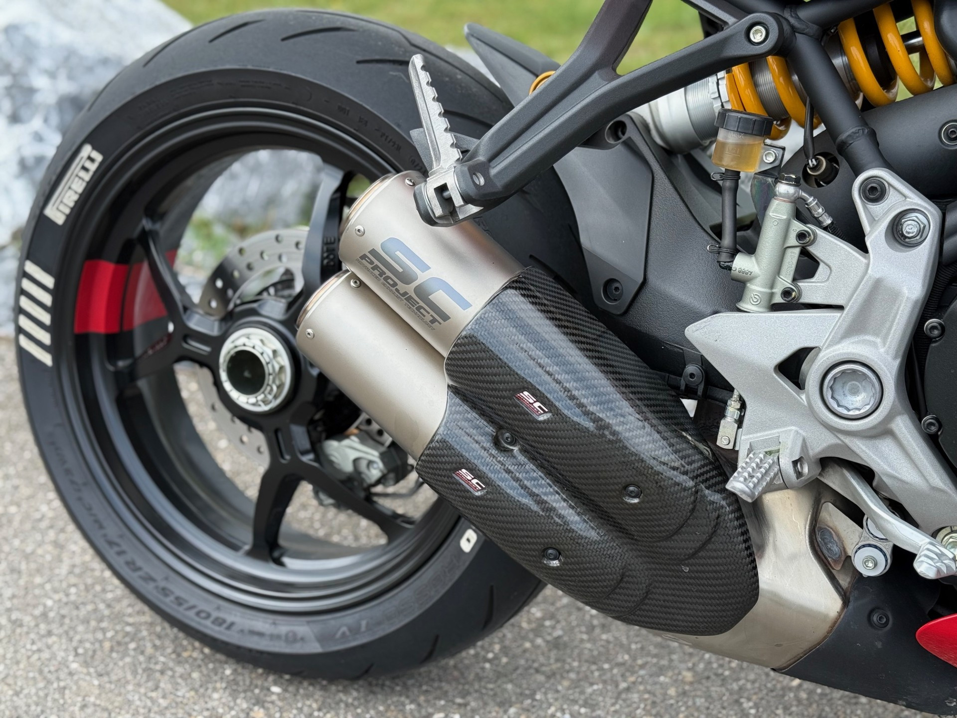 DUCATI SuperSport 950S auch als 35-KW Version drosselbar!-showroom-element-2