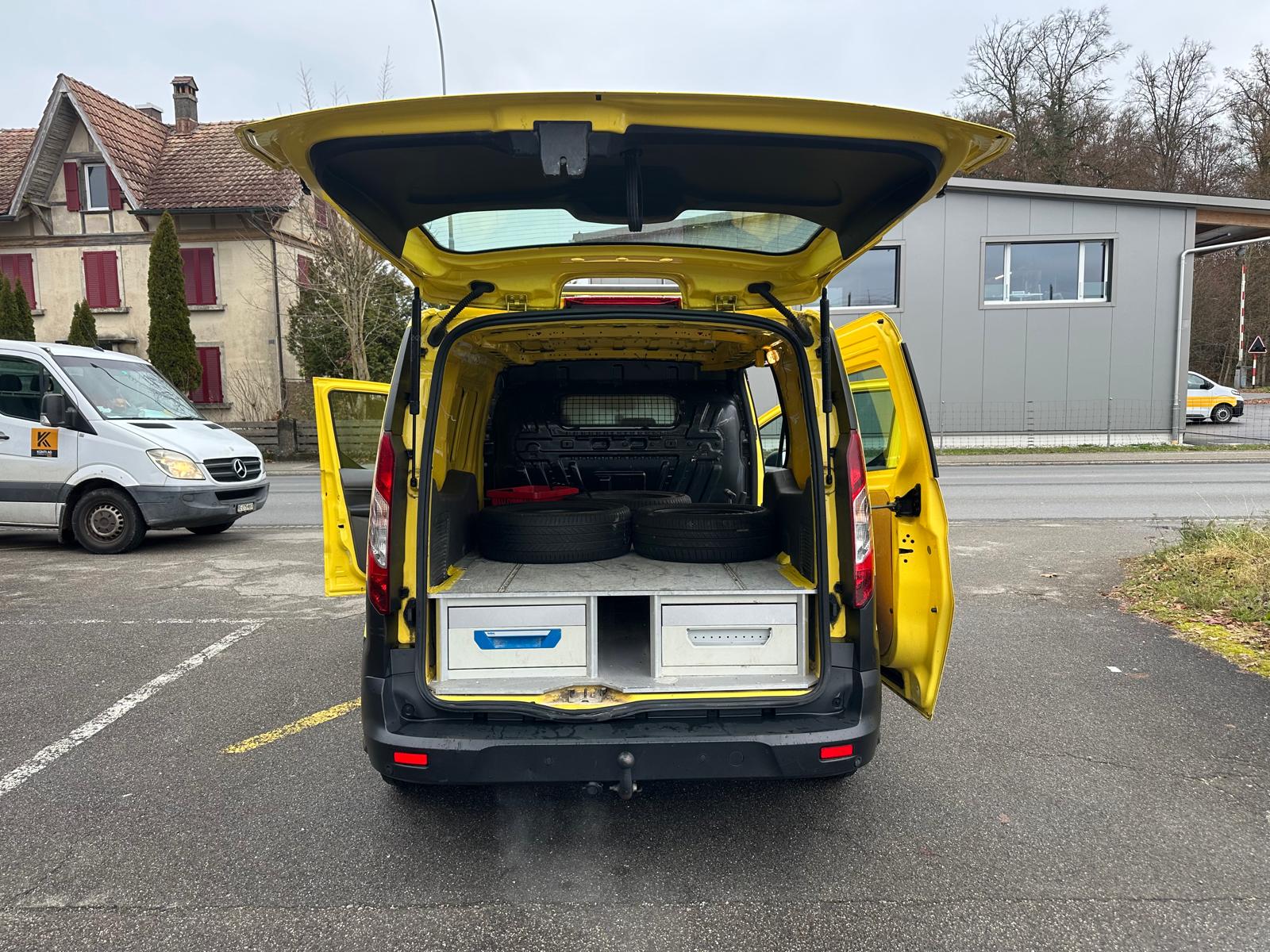 FORD Transit Connect Van T210 1.5 Eco Blue Trend-image-6