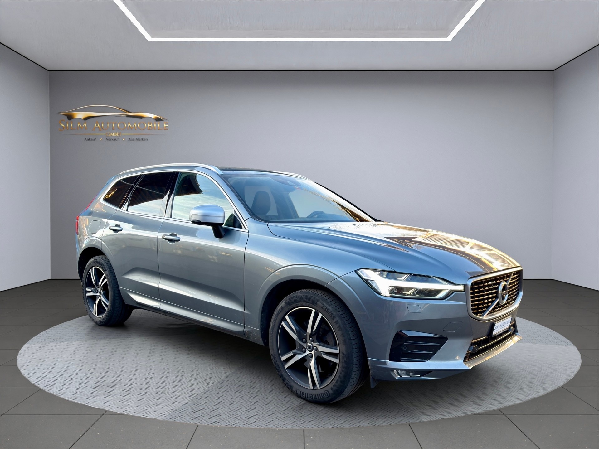 VOLVO XC60 D4 AWD R-Design Geartronic-image-0