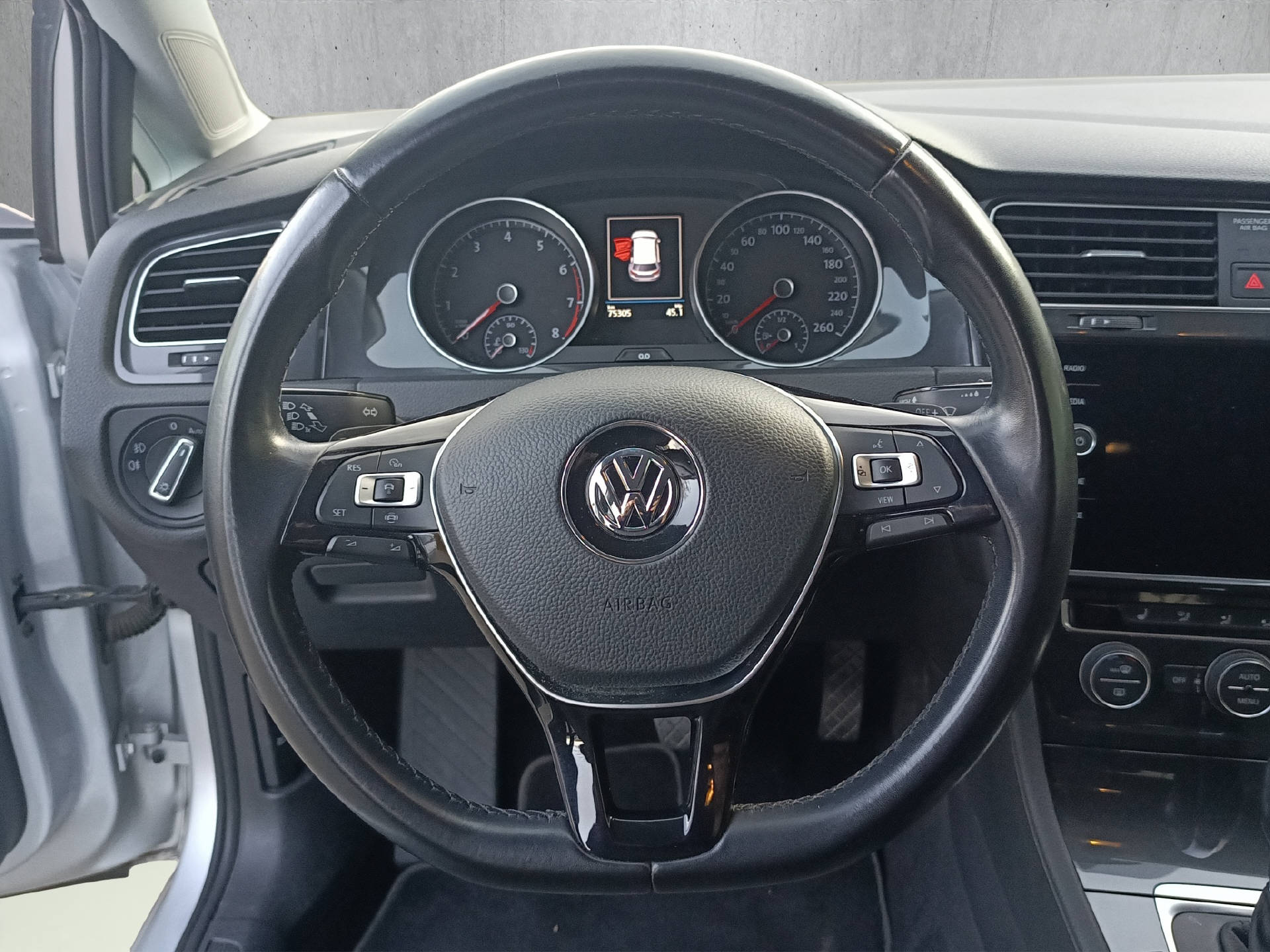 VW Golf VII 1.5 TSI BlueM Comfortline DSG-image-9
