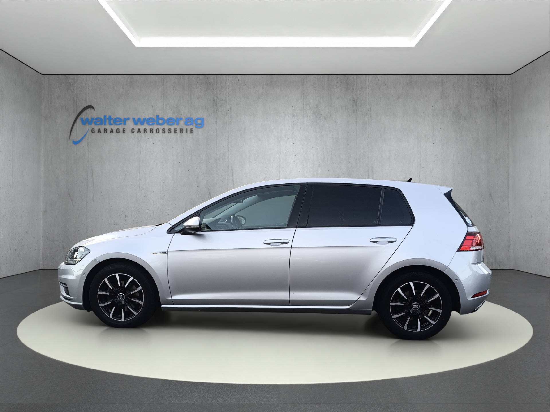 VW Golf VII 1.5 TSI BlueM Comfortline DSG-image-2