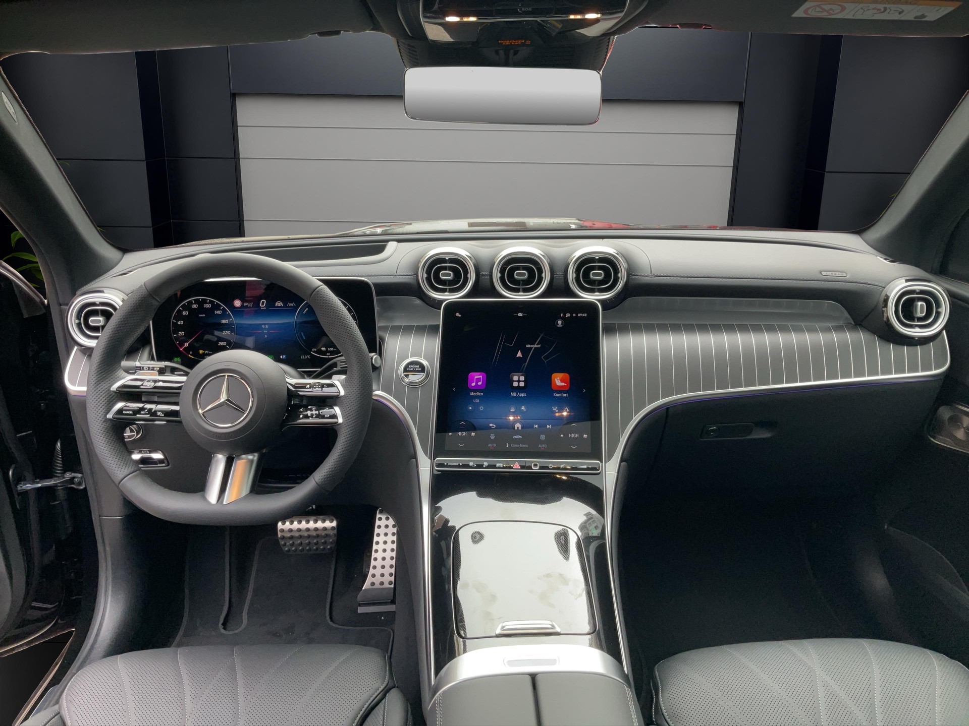 MERCEDES-BENZ GLC 400 e EQ Star 4MATIC AMG Line-image-5