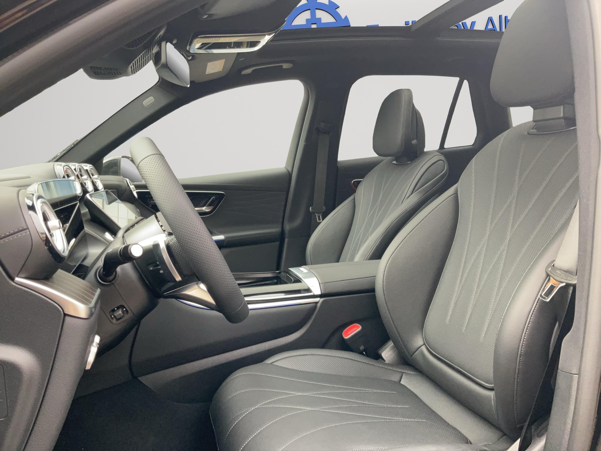 MERCEDES-BENZ GLC 400 e EQ Star 4MATIC AMG Line-image-4