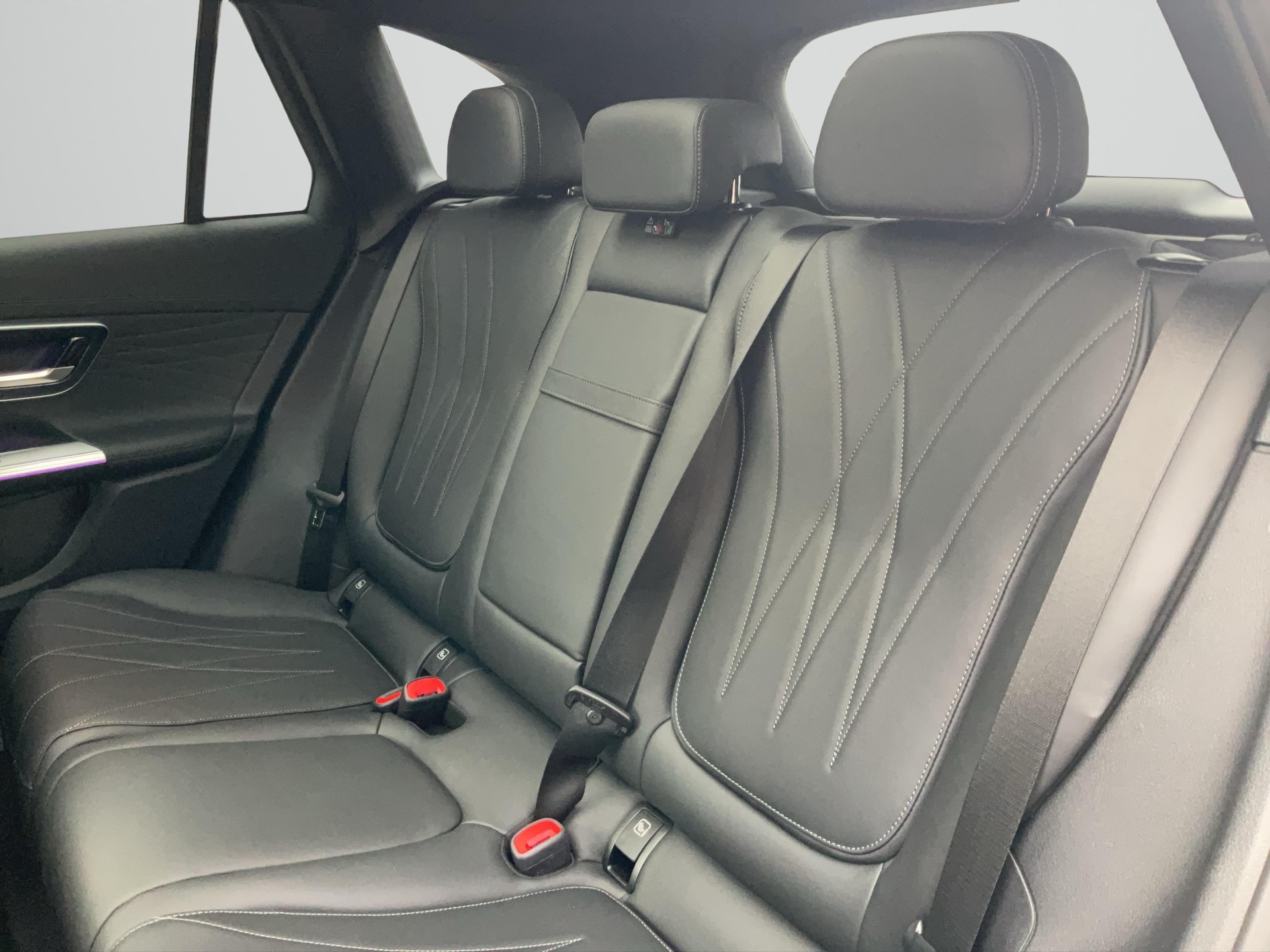 MERCEDES-BENZ GLC 400 e EQ Star 4MATIC AMG Line-image-7