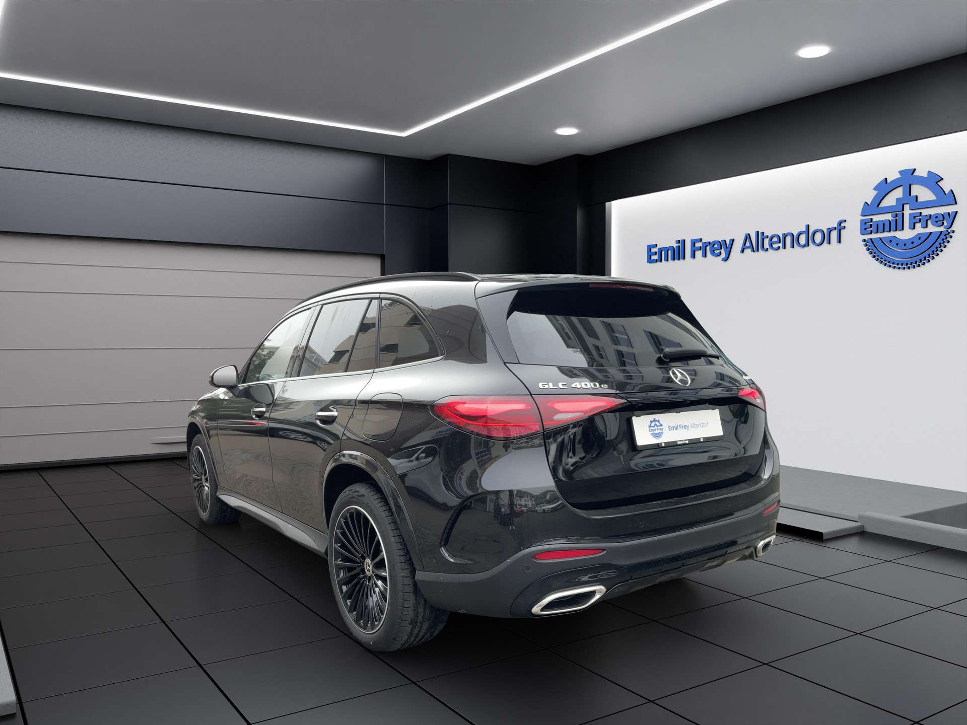 MERCEDES-BENZ GLC 400 e EQ Star 4MATIC AMG Line-image-3