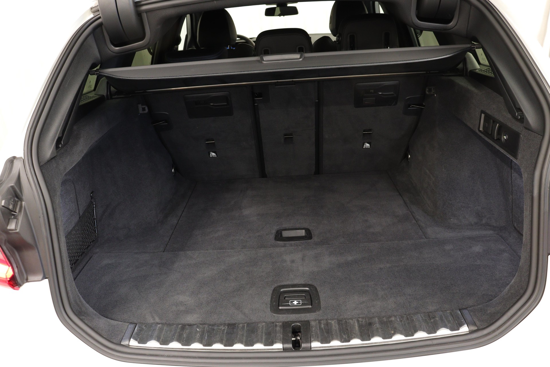 BMW 330d xDrive SAG Touring-image-10